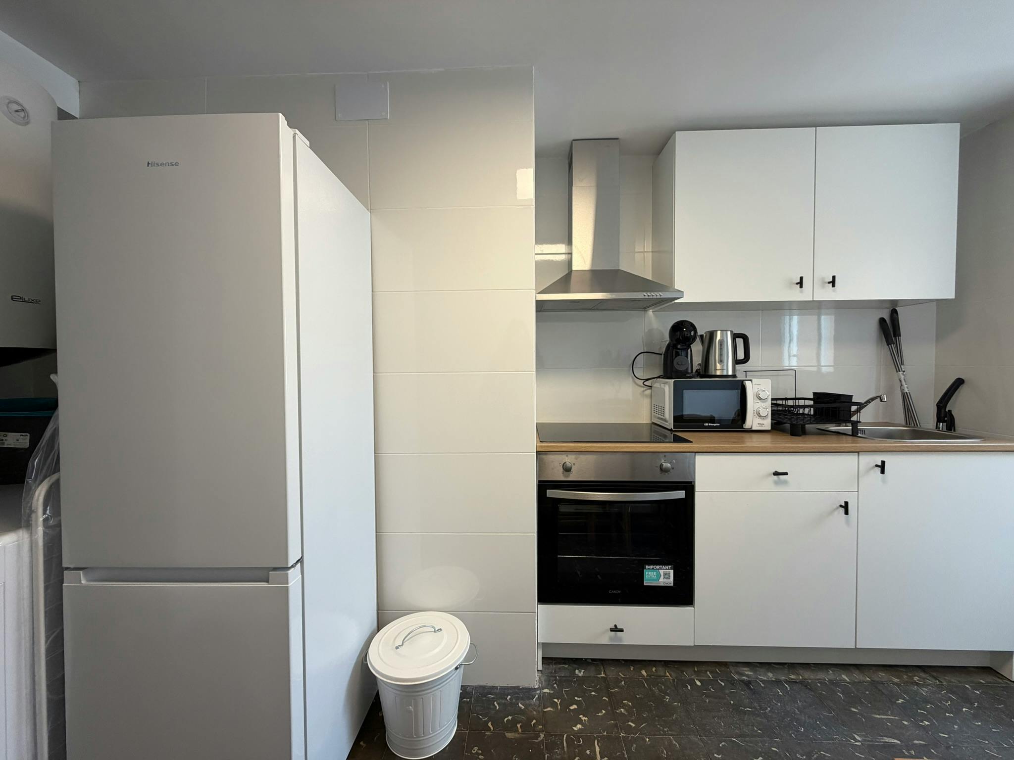 Single room Xirivella, 1 bed, 13m² — photo 9
