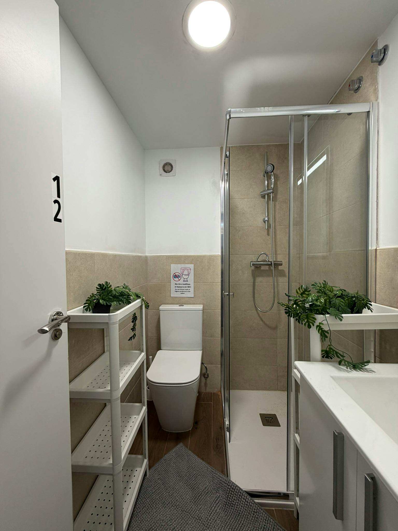 Single room Xirivella, 1 bed, 13m² — photo 7