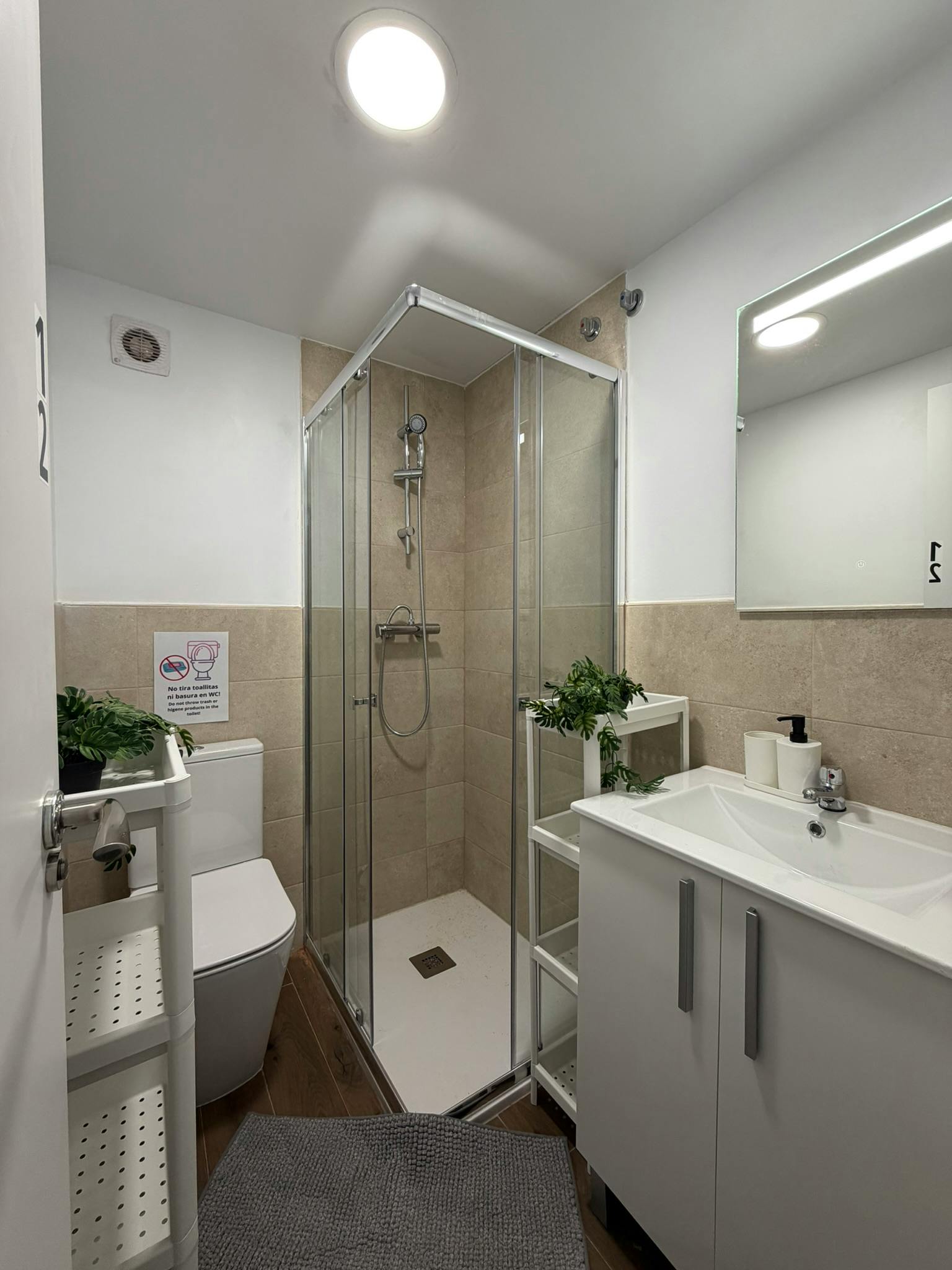 Single room Xirivella, 1 bed, 13m² — photo 6