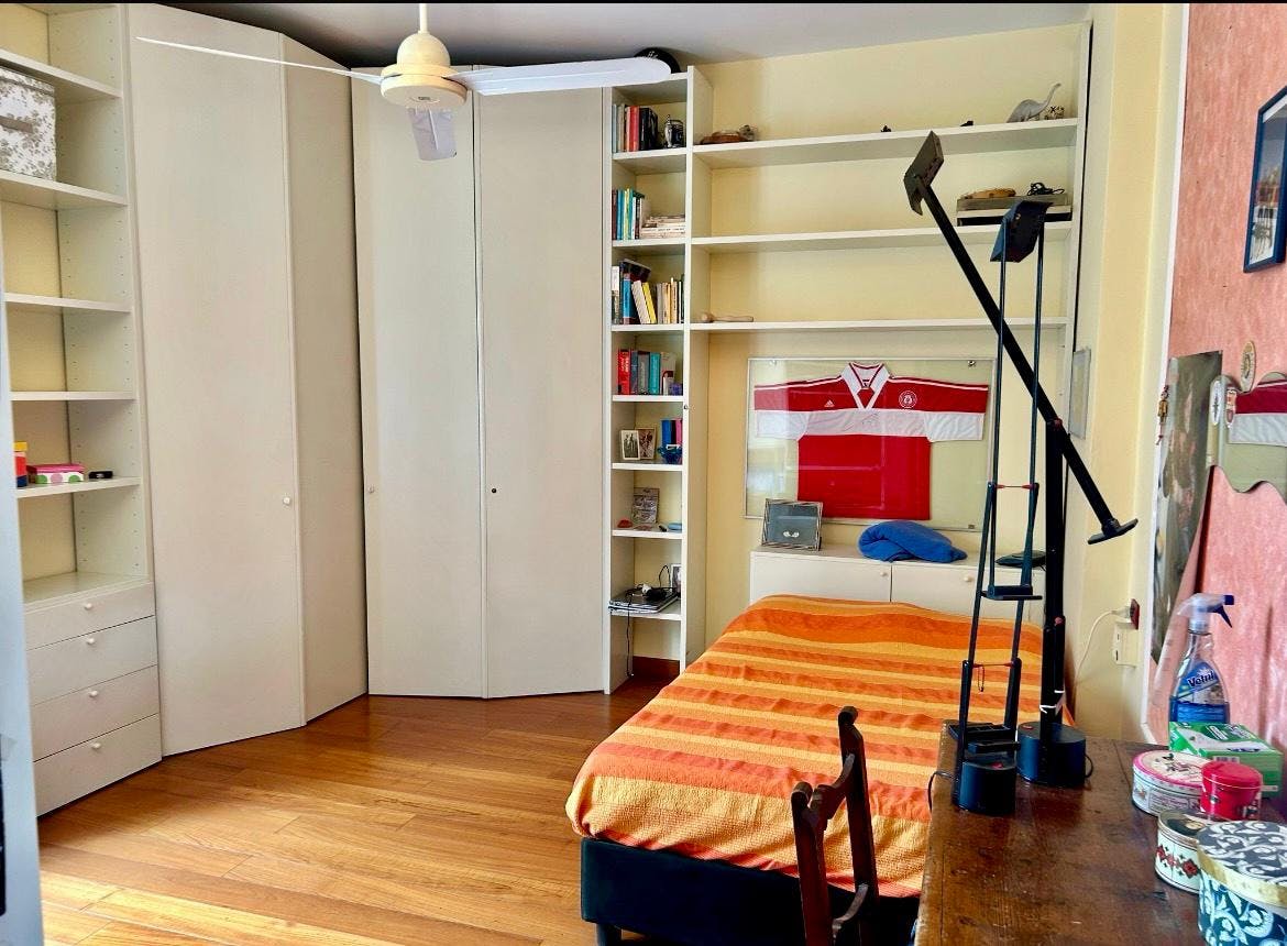 Отдельная комната сдается в аренду за 550 € в месяц в Florence, Via dell'Argingrosso