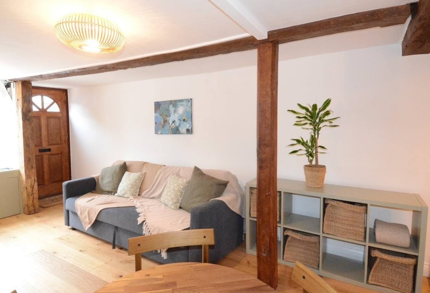 Квартира сдается в аренду за 11 673 € в месяц в Woodstock, High Street