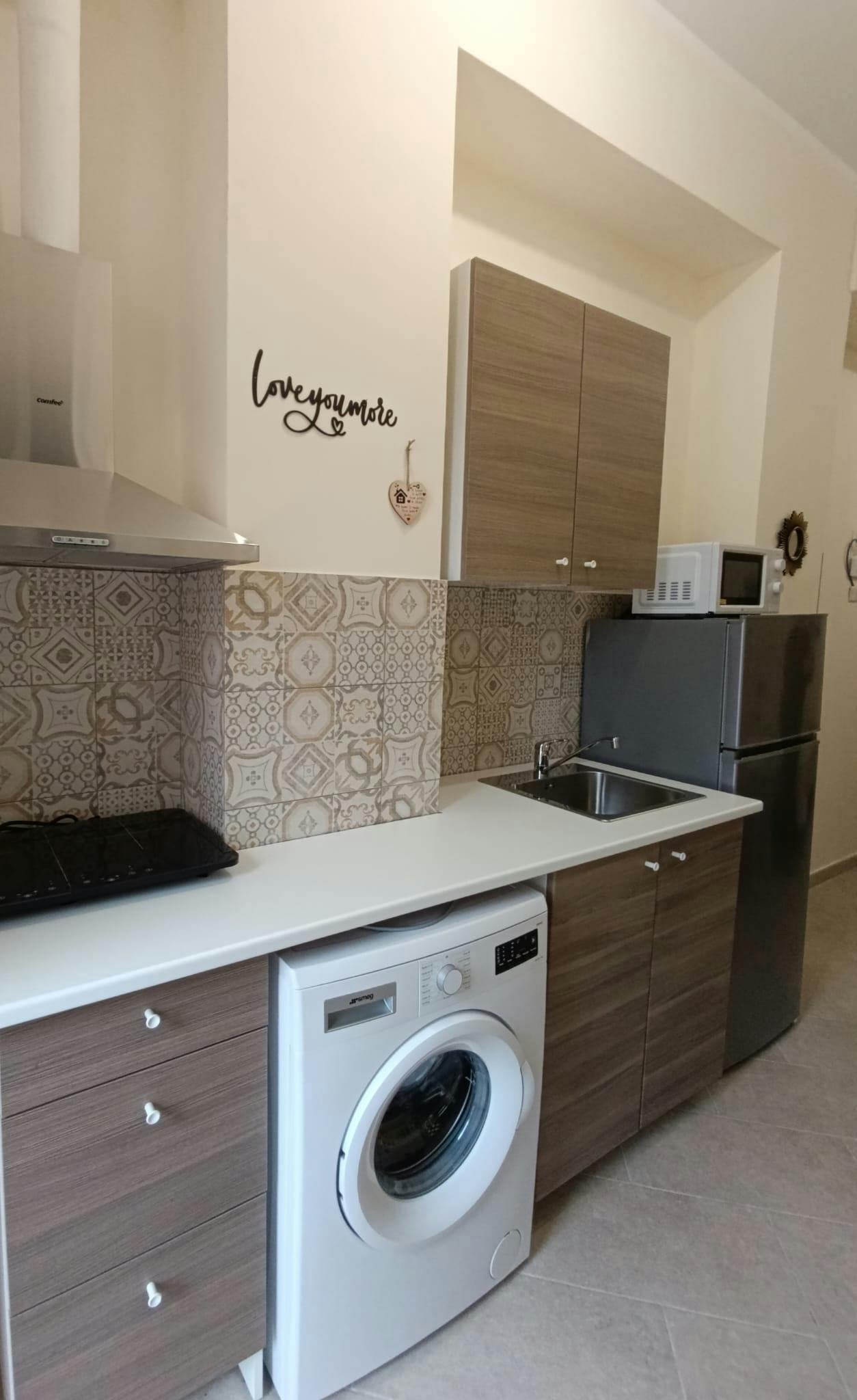 Studio for rent for €535 per month in Palermo, Via Rosario Gregorio