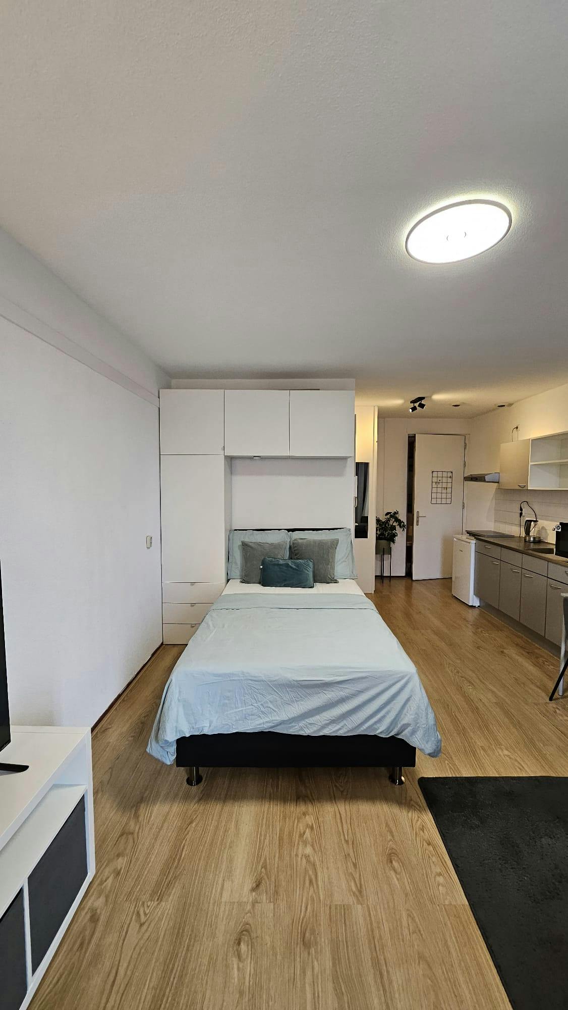 Studio for rent for €2,400 per month in Utrecht, Europaplein