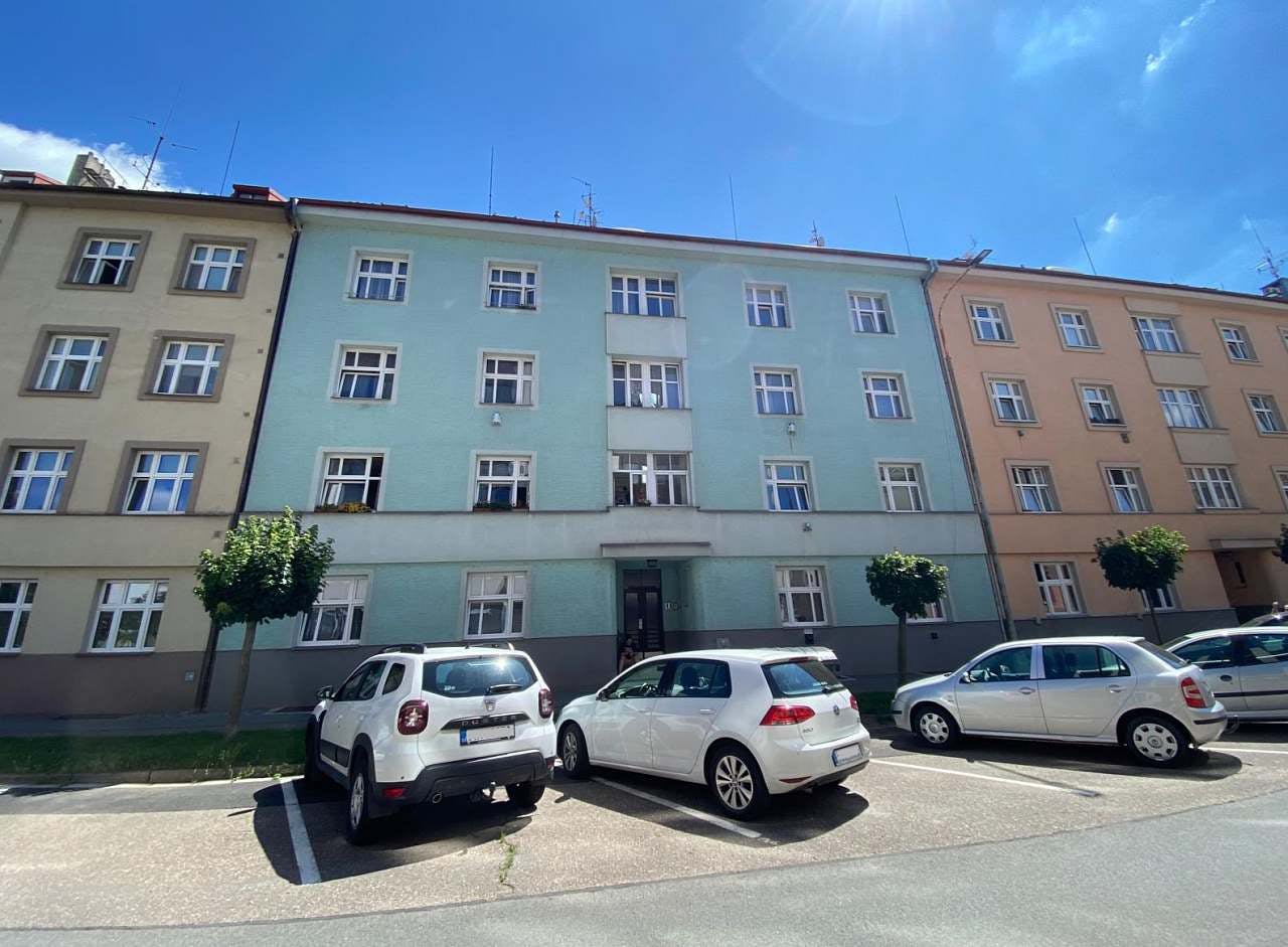 Horova, Hradec Králové 2 preview