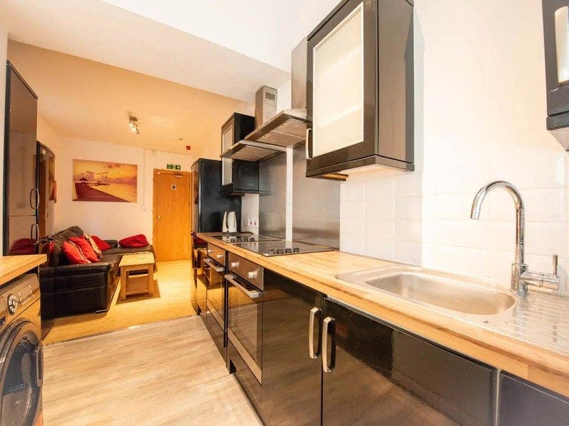 Private room for rent for £514 per month in Swansea, Saint Helen's Road