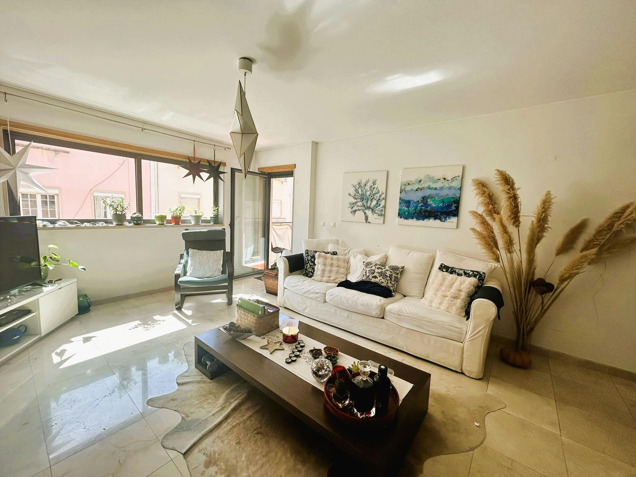 Wohnung zu mieten für 2.400 € pro Monat in Lisbon, Rua Artur Lamas