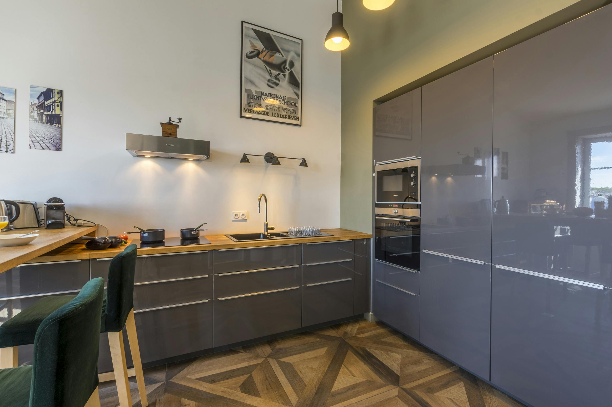 preview gallery tile