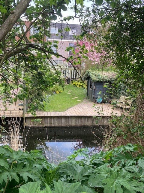 Дом сдается в аренду за 2 800 € в месяц в Leiden, Rijn en Schiekade