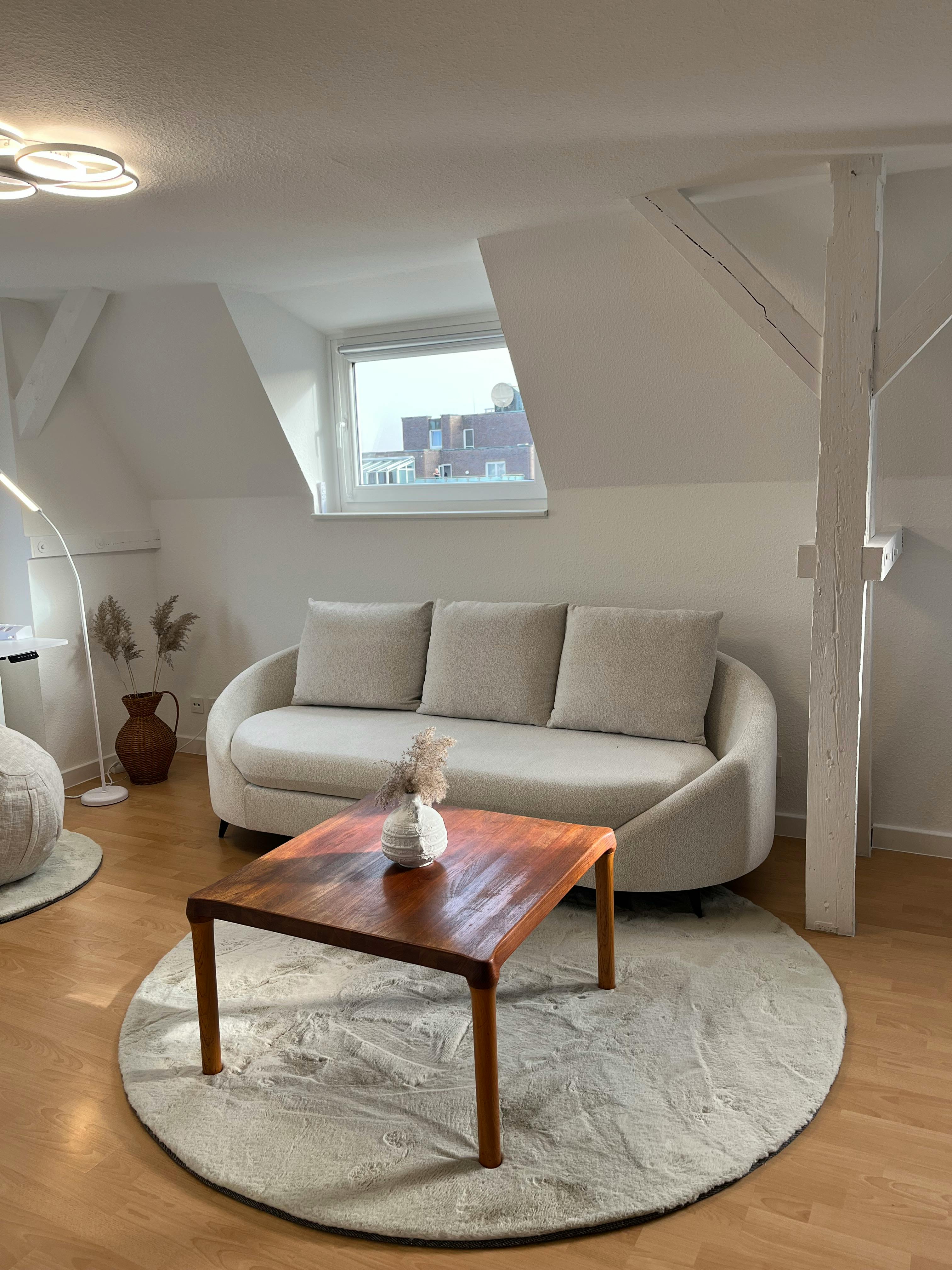Studio for rent for €1,900 per month in Hamburg, Ackermannstraße