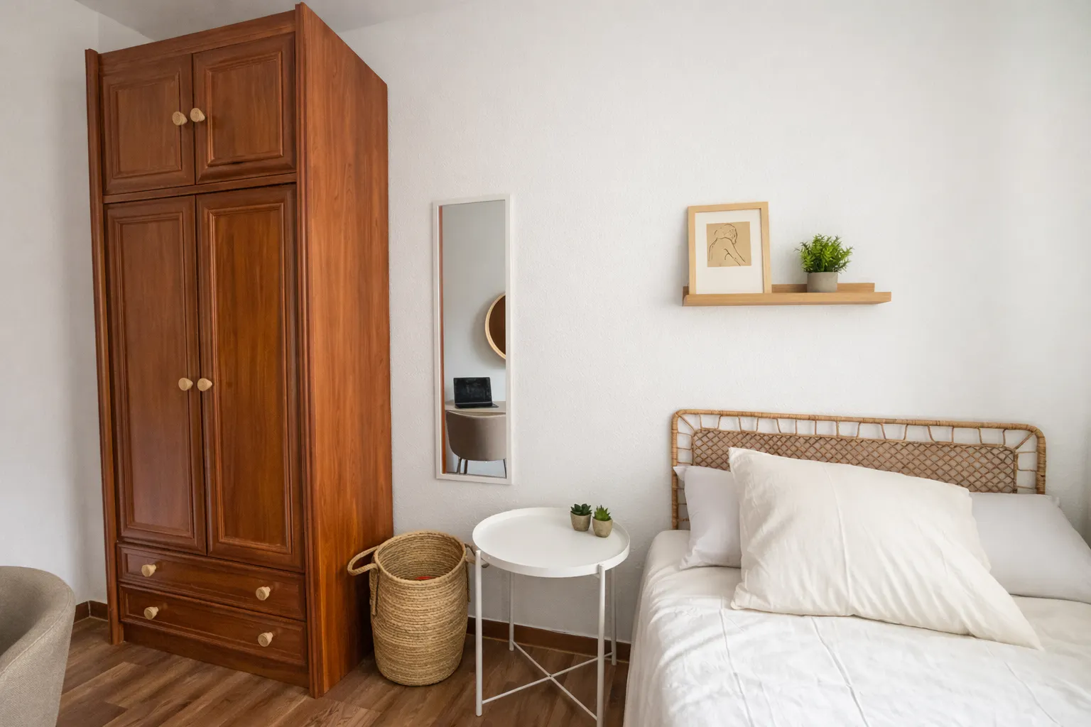 Private room in Calle de Marcelina, Madrid (1701875) ROOM 2