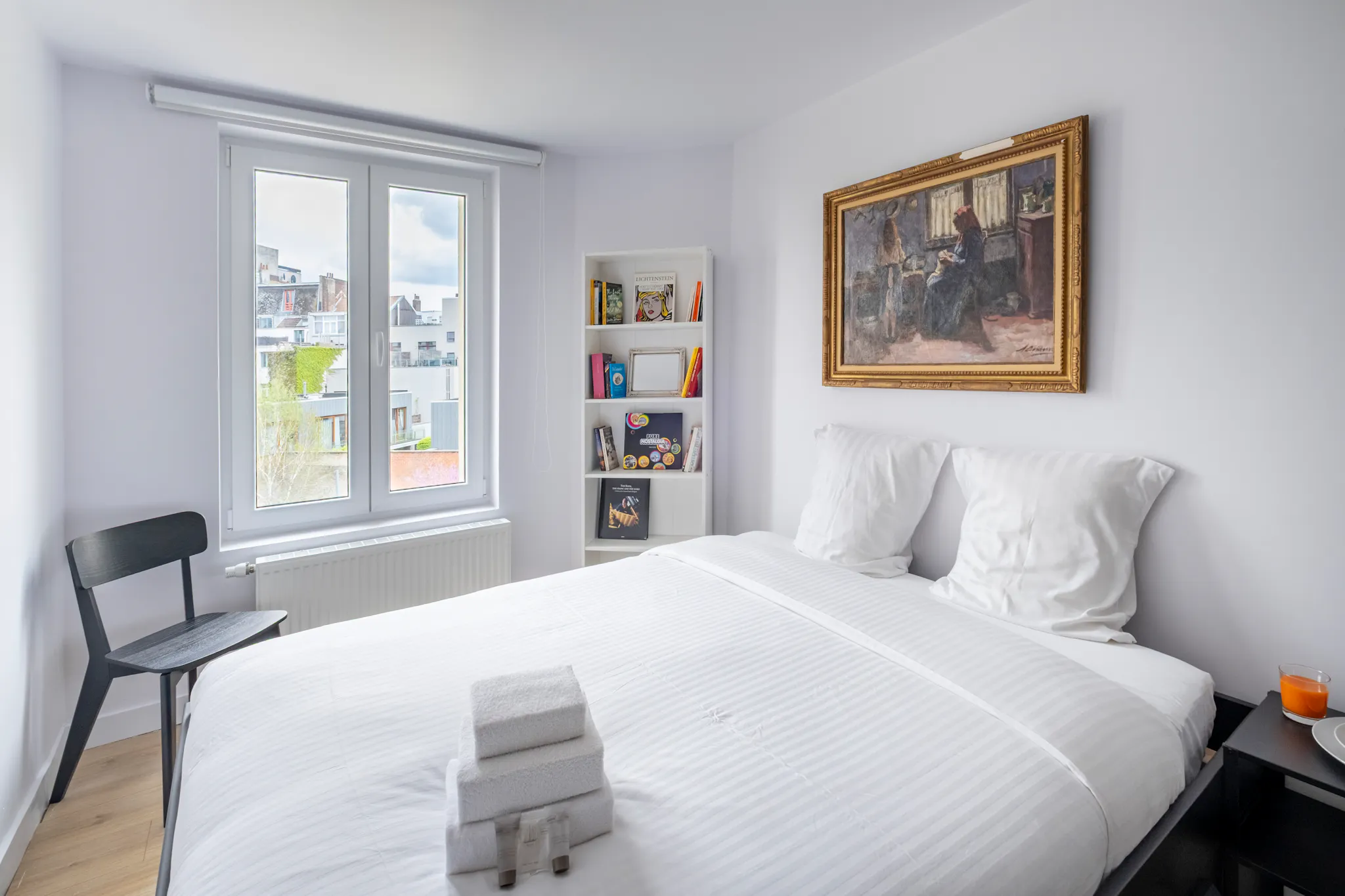 Rue de l'Arbre Bénit, Brussels preview