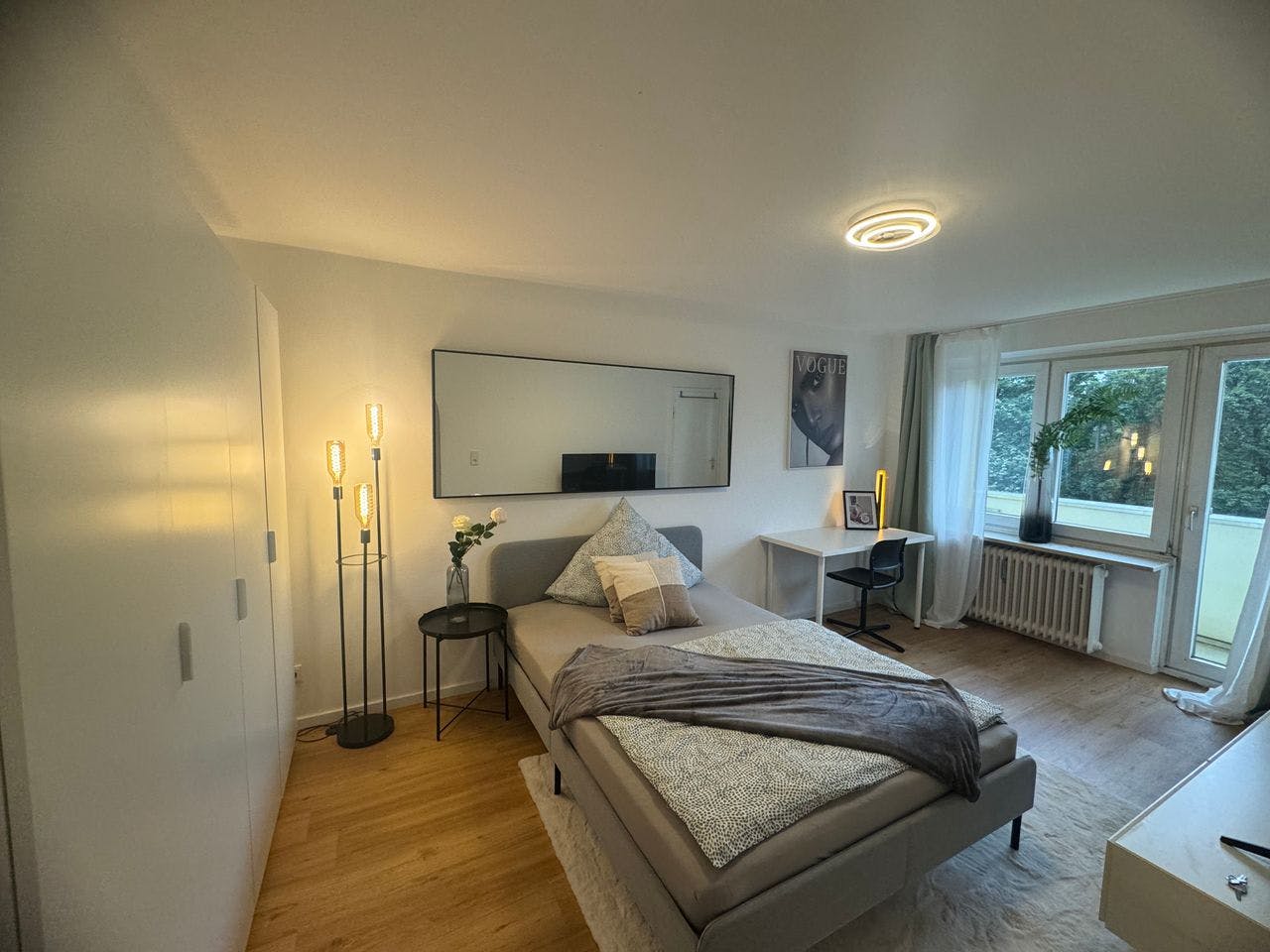 Apartament de închiriat pentru 1.490 EUR pe lună în Munich, Schleißheimer Straße