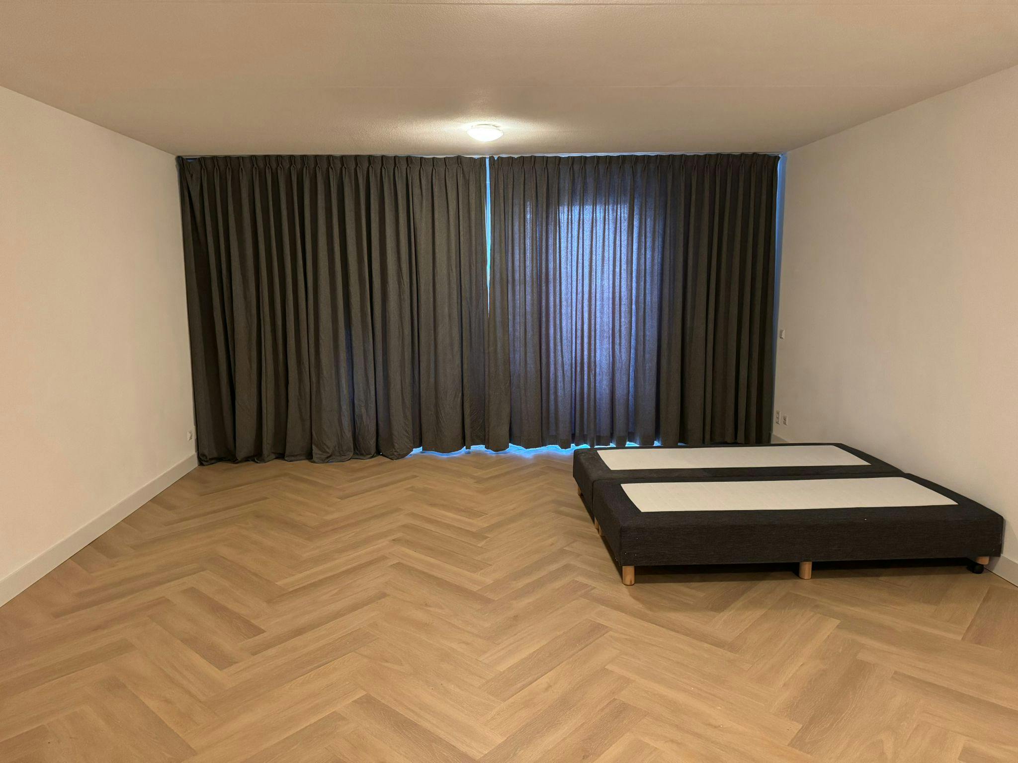 Cameră privată de închiriat pentru 1.250 EUR pe lună în Amsterdam, Klaroenstraat