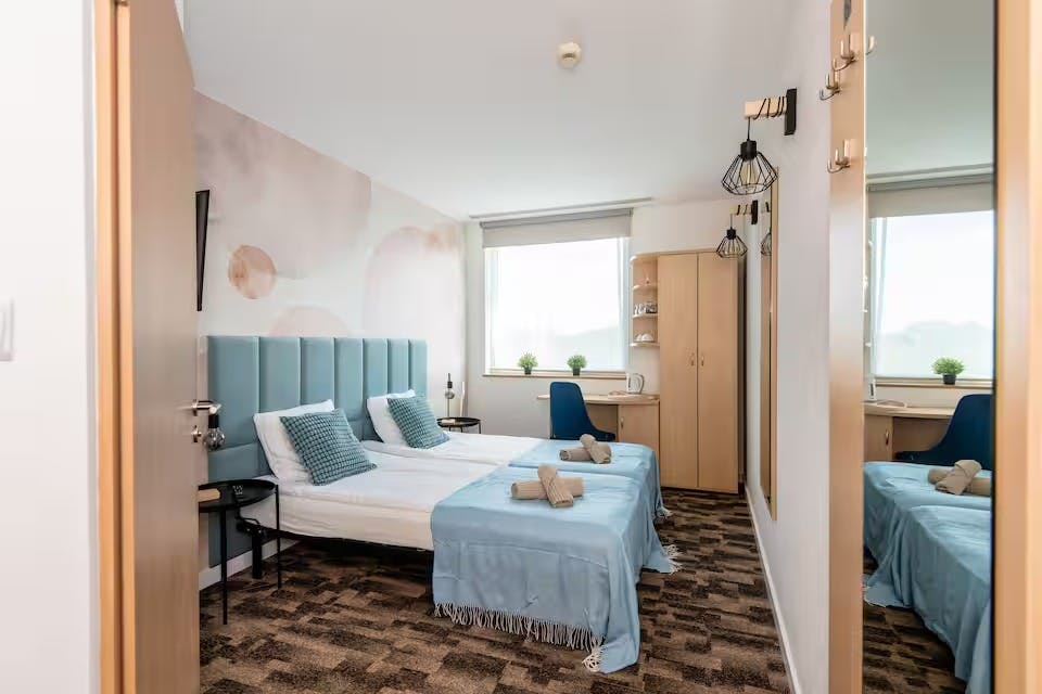 Estudio  en alquiler por 4236 PLN al mes en Poznań, Lechicka