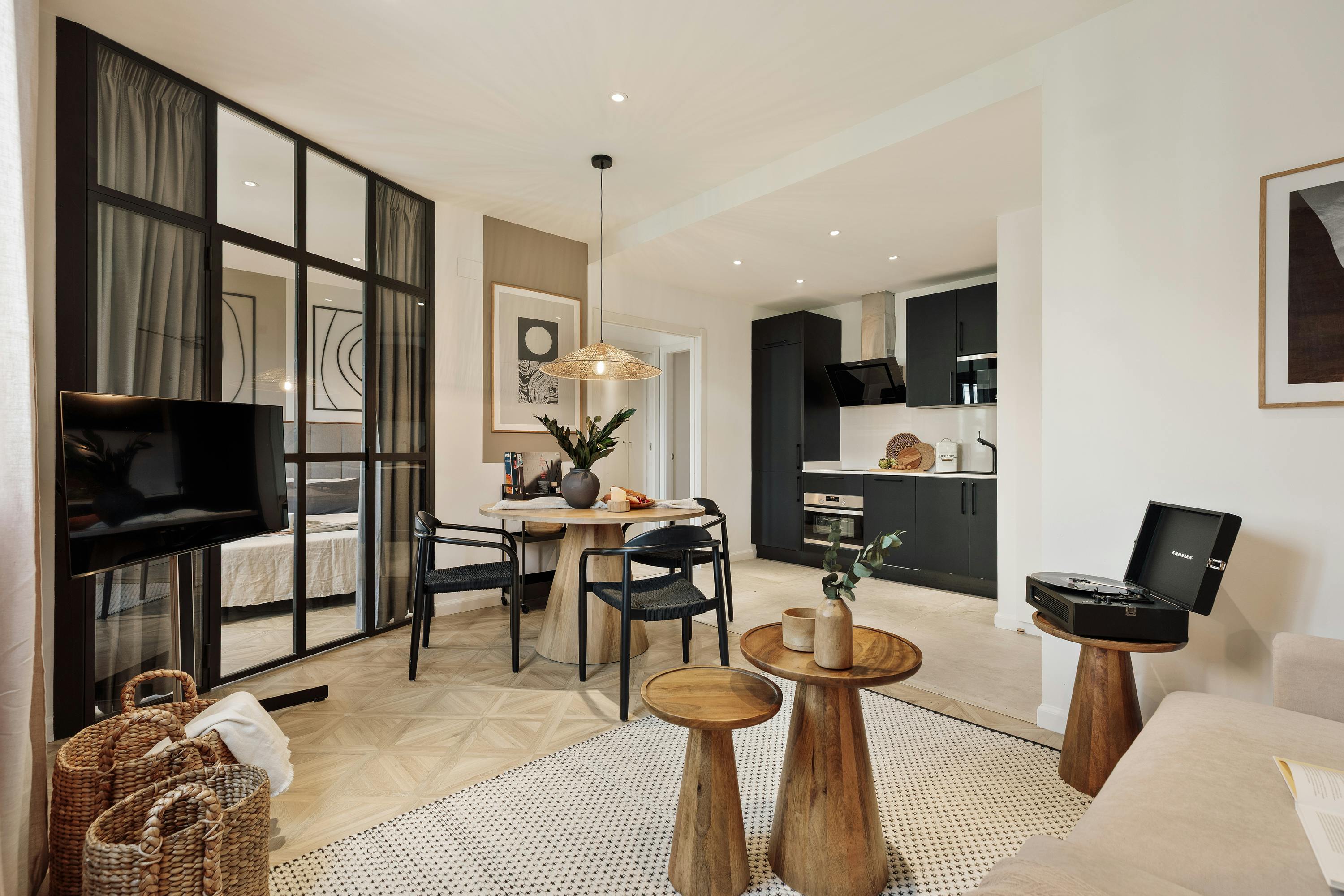 Ronda de Sant Antoni, Barcelona preview