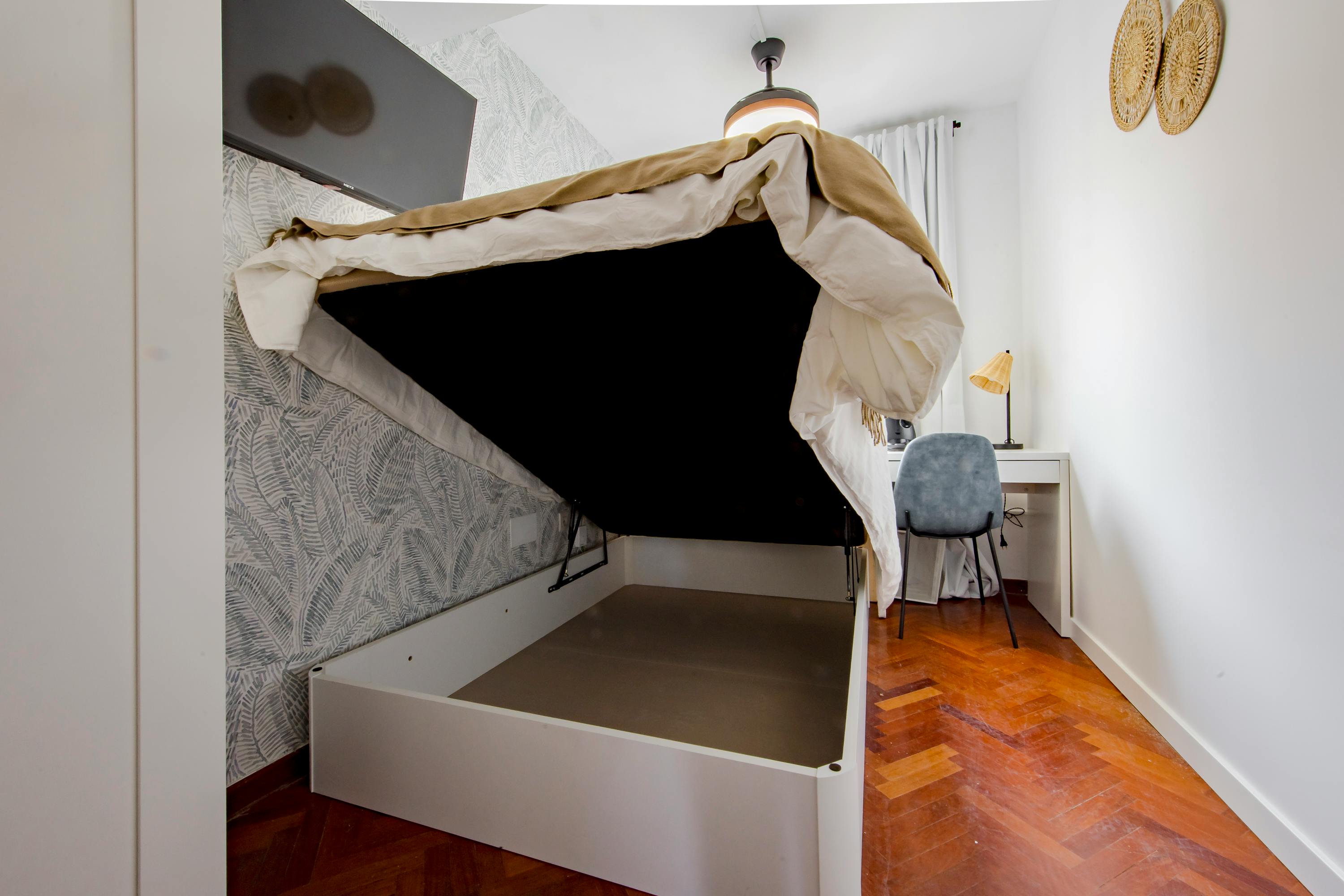 preview gallery tile