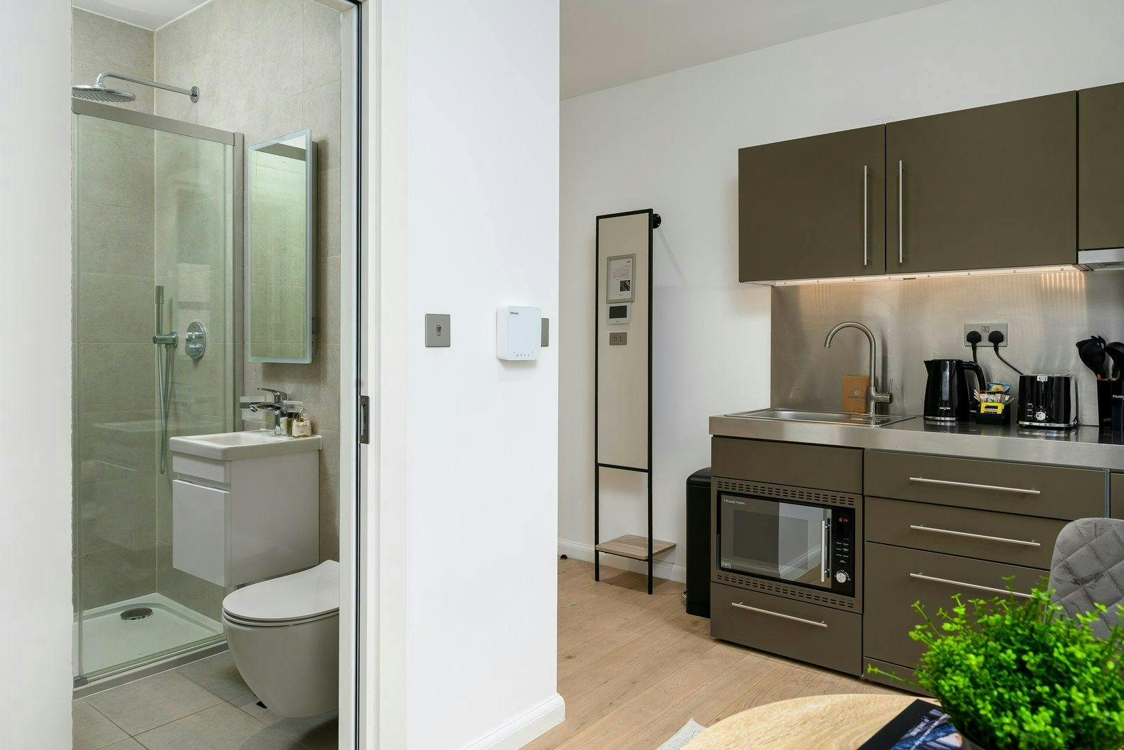 preview gallery tile