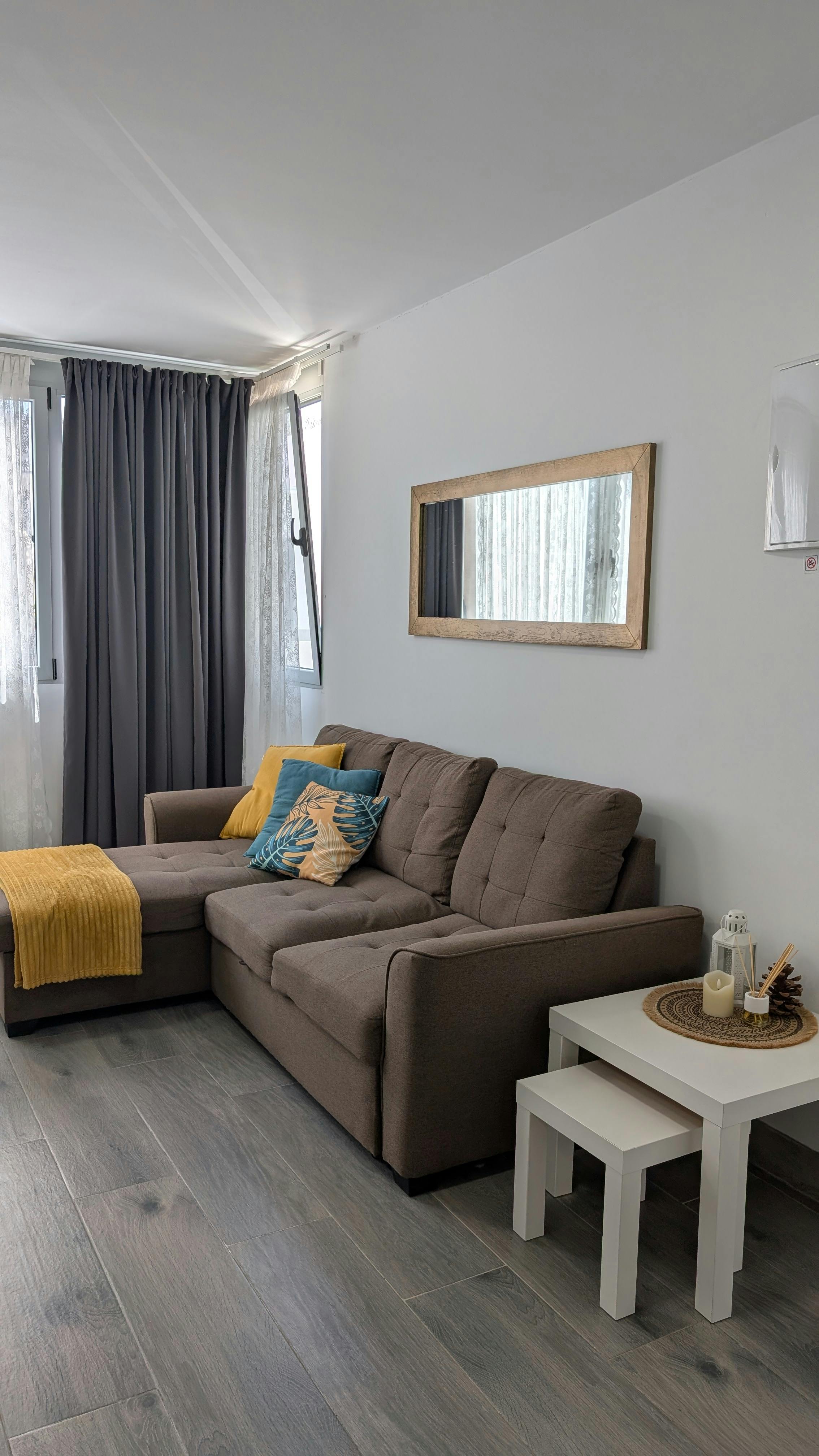 Apartment for rent for €990 per month in Telde, Calle Artemi Semidán