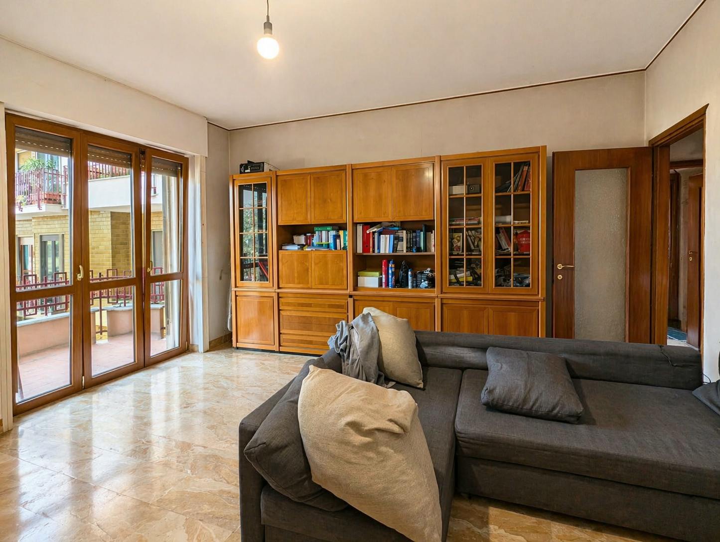 Via Valsugana, Milan preview