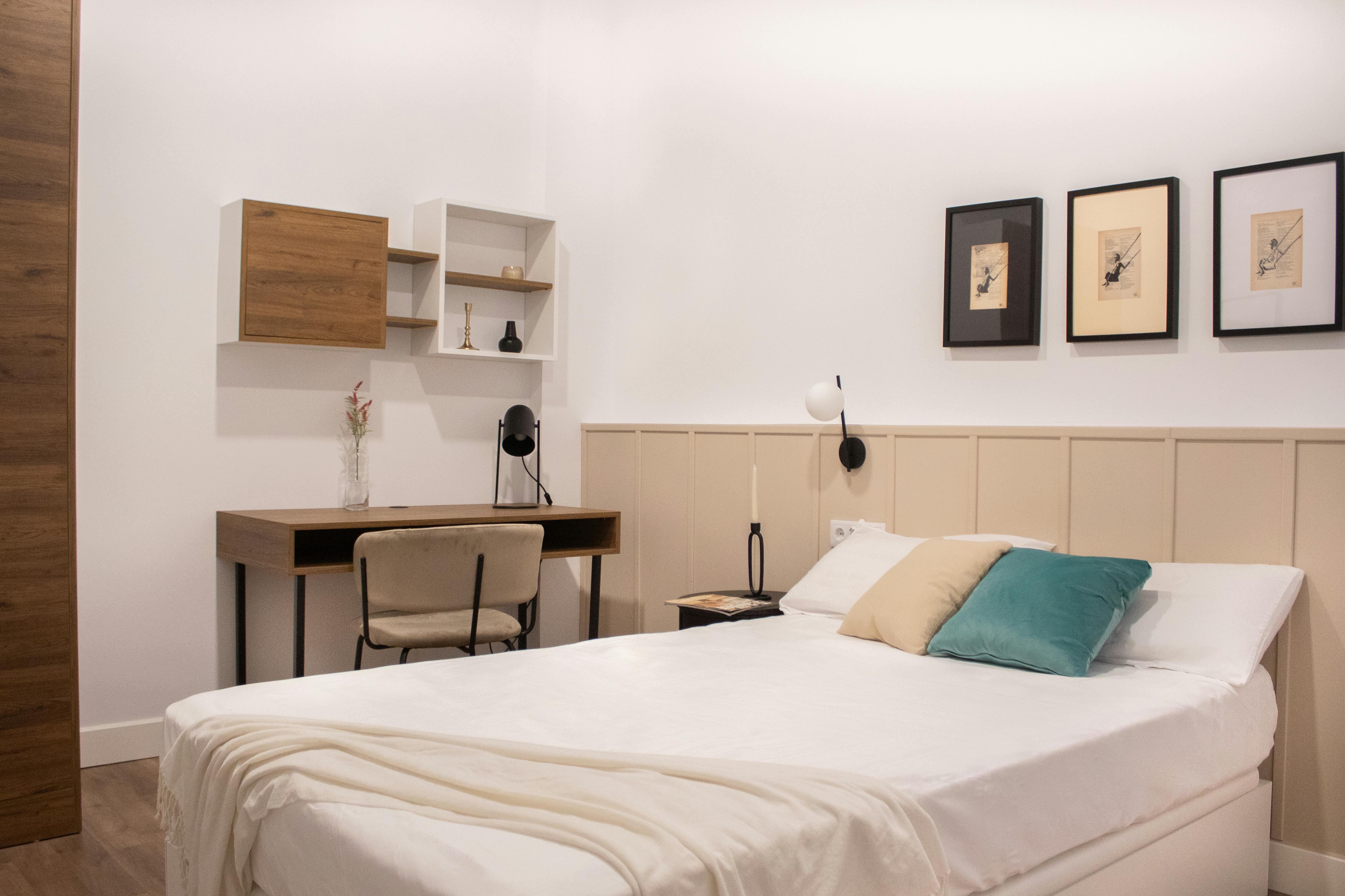Shared room in Carrer de Muntaner, Barcelona (1702176) room image 1