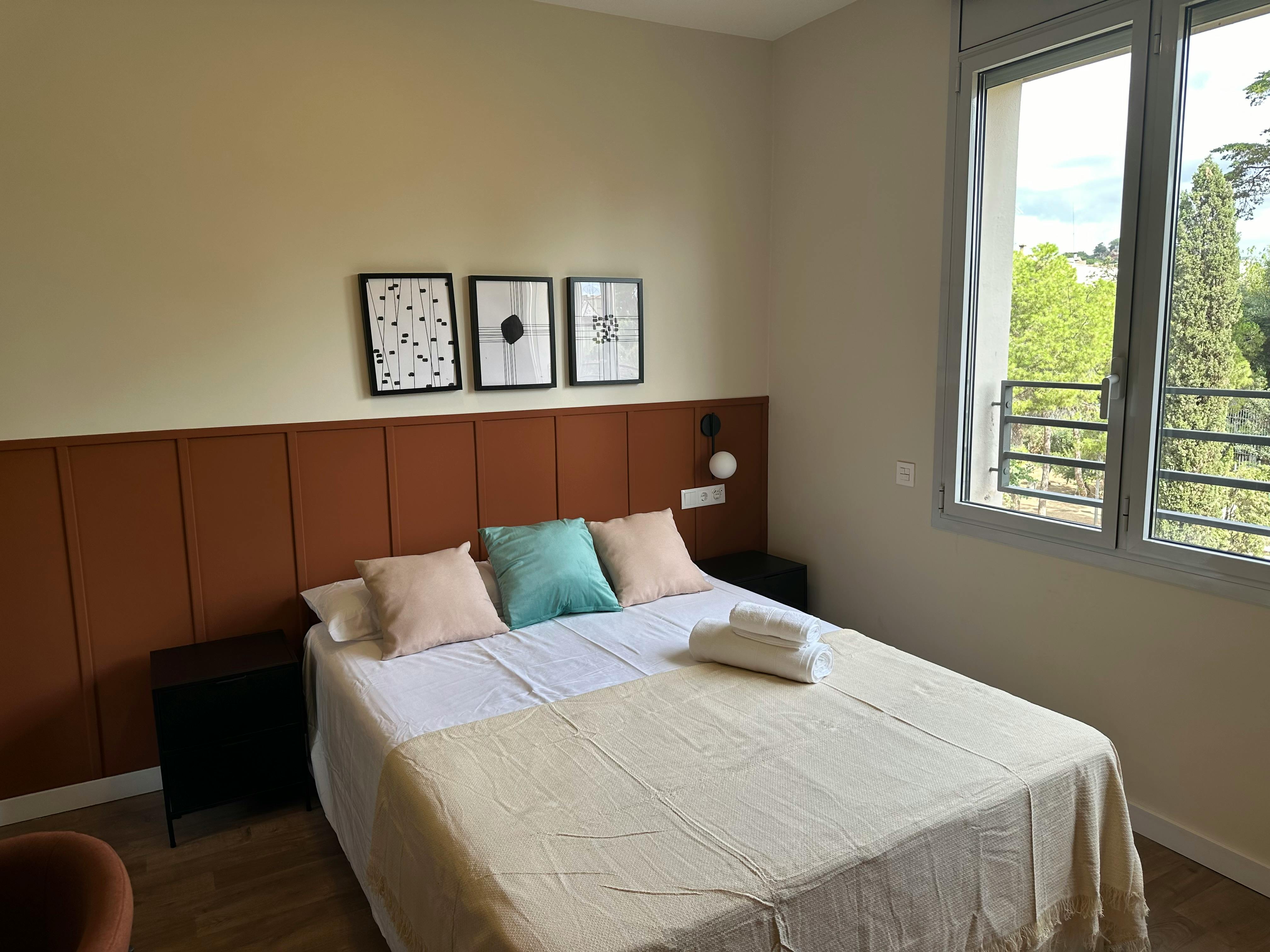 Shared room in Carrer de Muntaner, Barcelona (1702191) room image 1