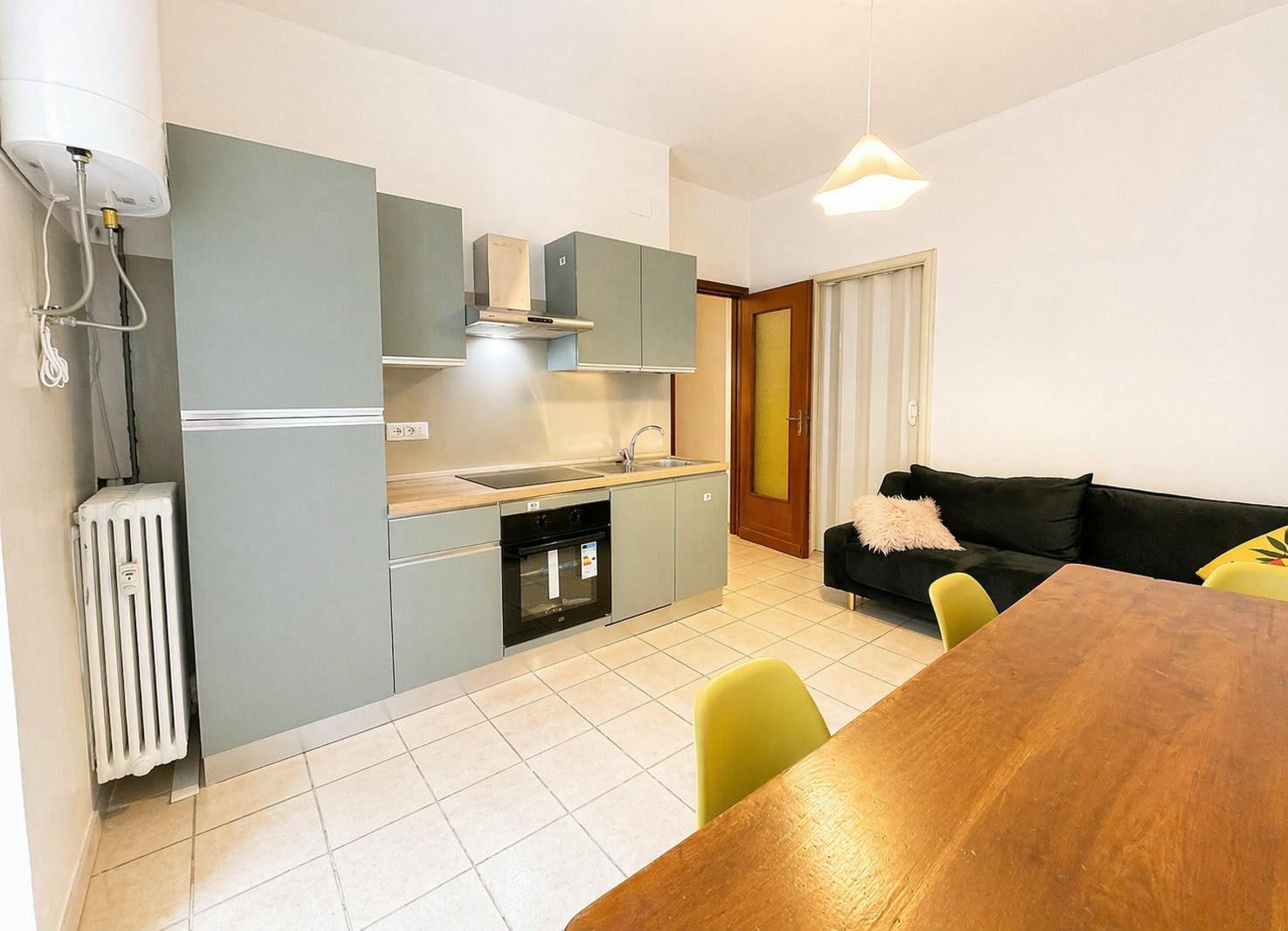 Chambre privée à louer pour 450 €/mois à Turin, Via Genova