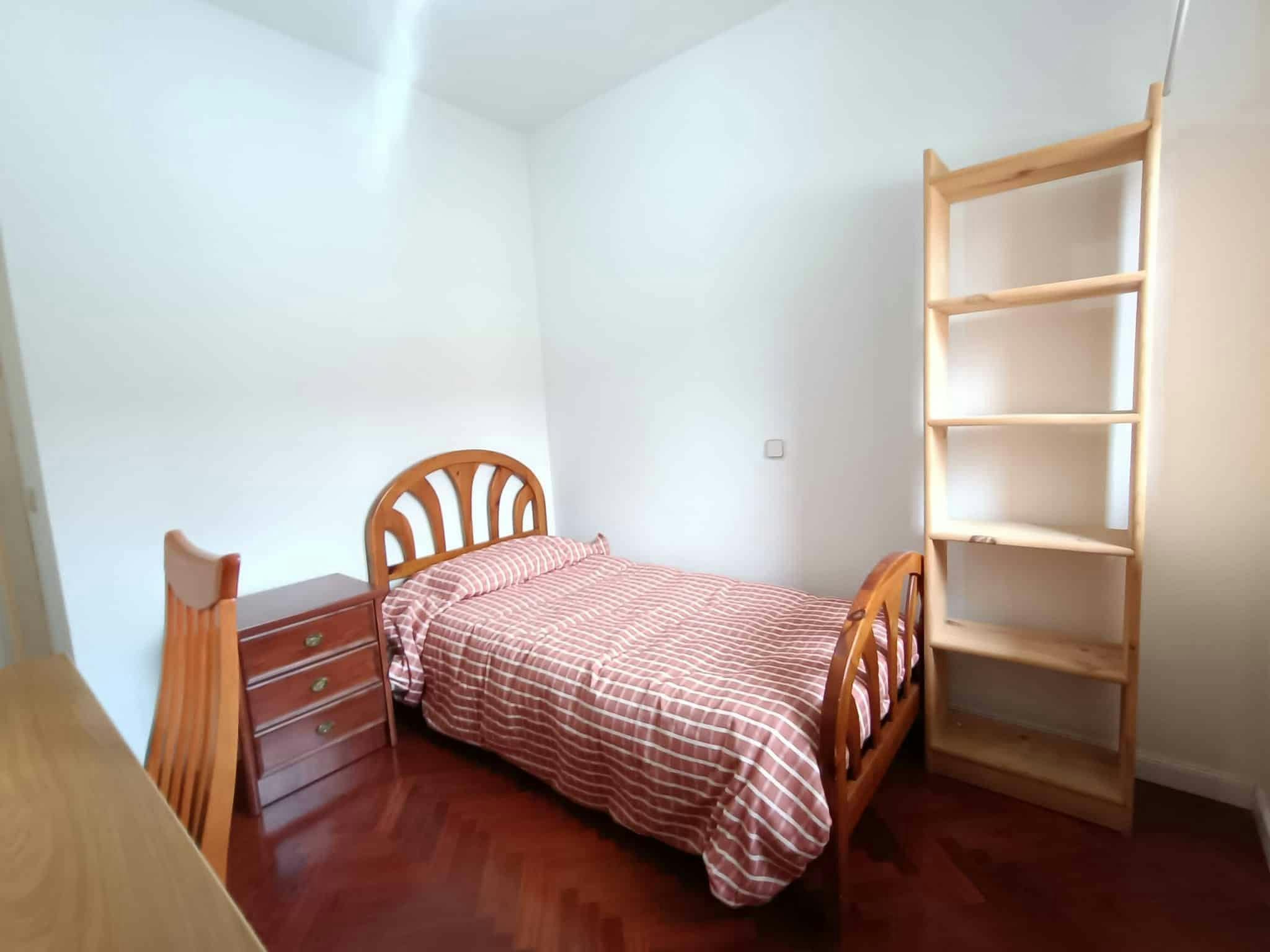 Calle del Aliso, Getafe preview