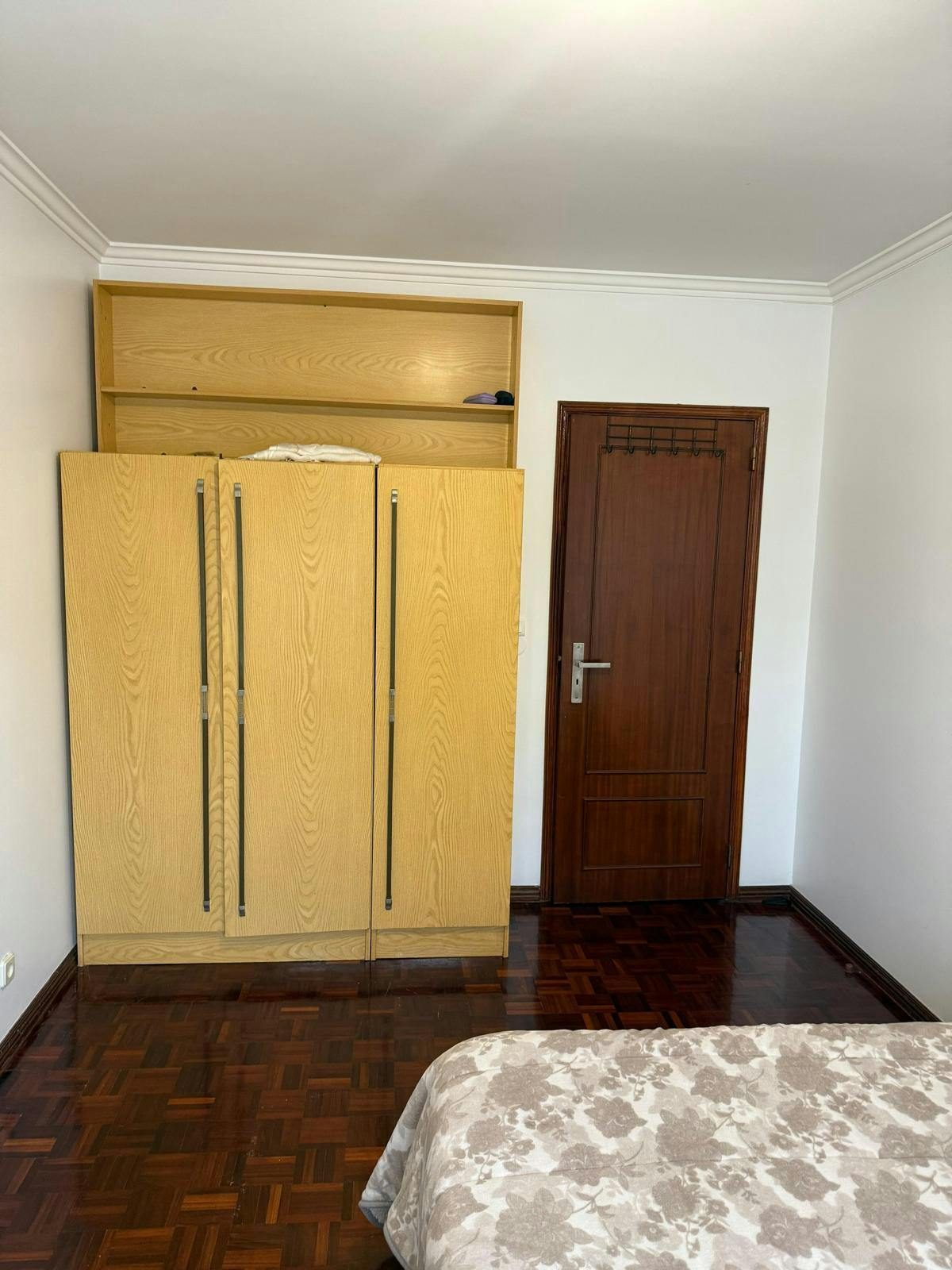 WG-Zimmer zu mieten für 550 € pro Monat in Carcavelos, Avenida Doutor Francisco Sá Carneiro