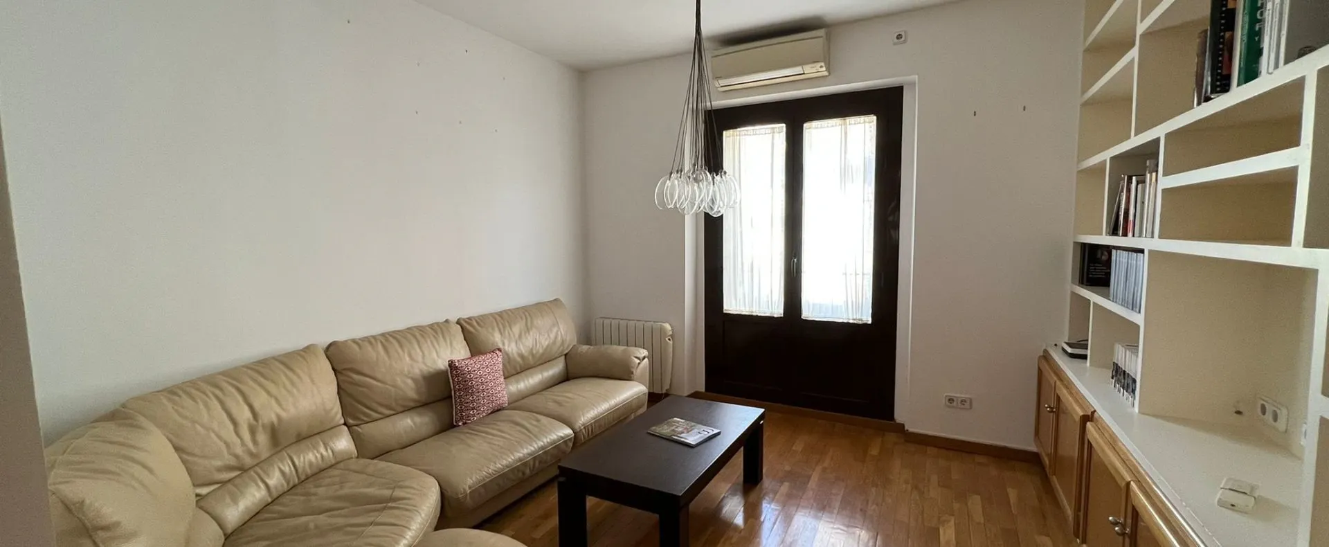 2-Bedroom Apartment in Calle de Barcelona, Madrid (1702560) ROOM 1