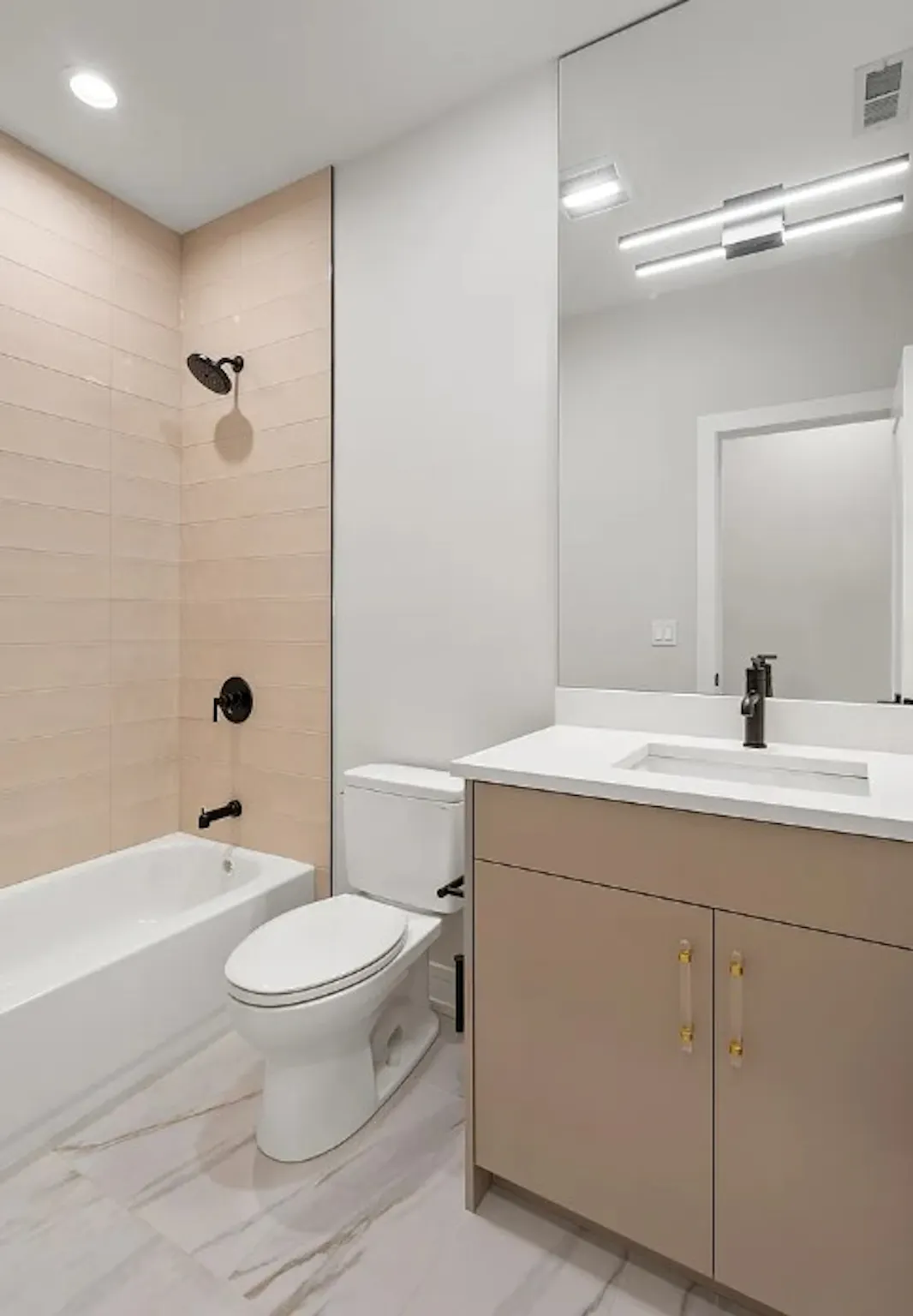 South Prairie Avenue, Chicago, IL preview