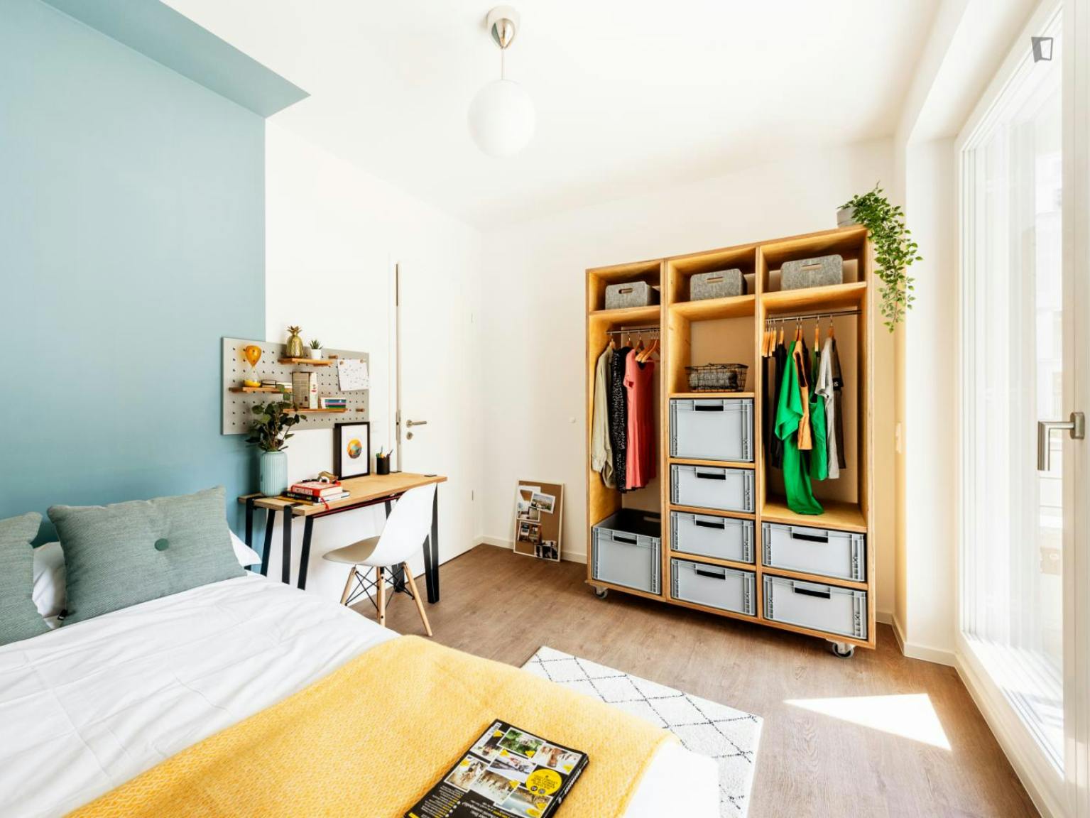 preview gallery tile