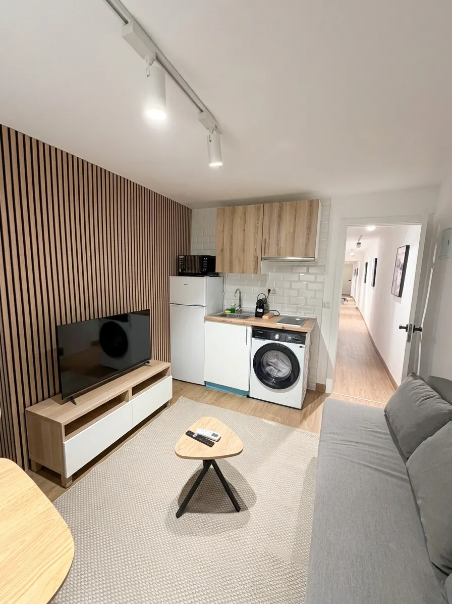 1-Bedroom Apartment in Plaza de Tirso de Molina, Madrid (1702624) ROOM 3