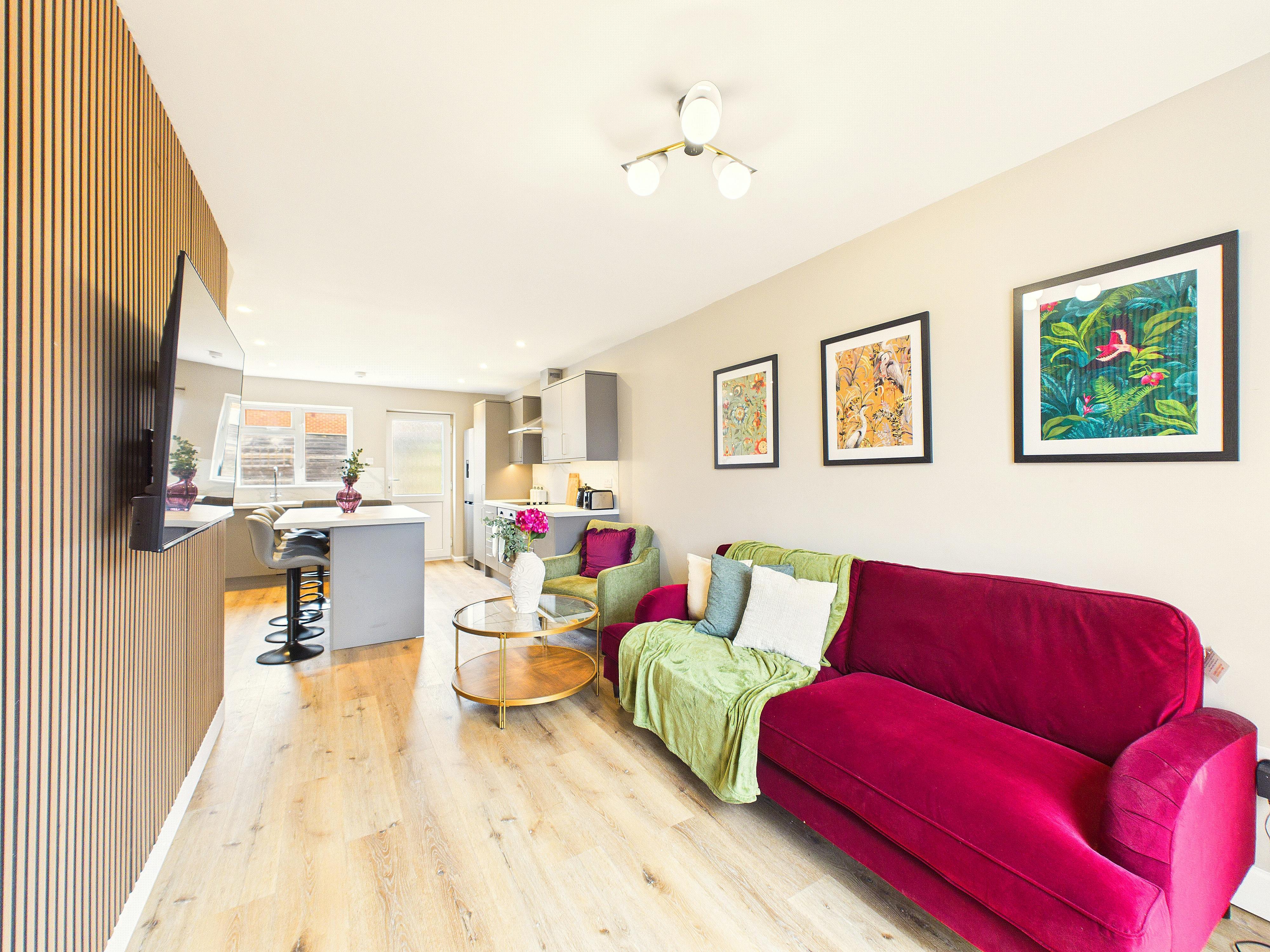 House for rent for £3,500 per month in Tewkesbury, Lincoln Close