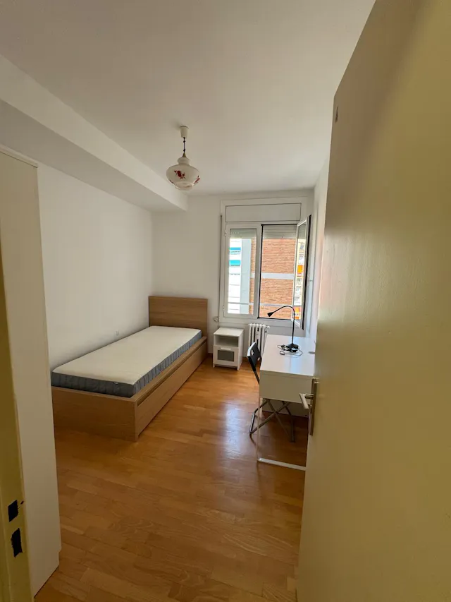 Private room in Avinguda de Josep Tarradellas, Sabadell (1702732) room image 1