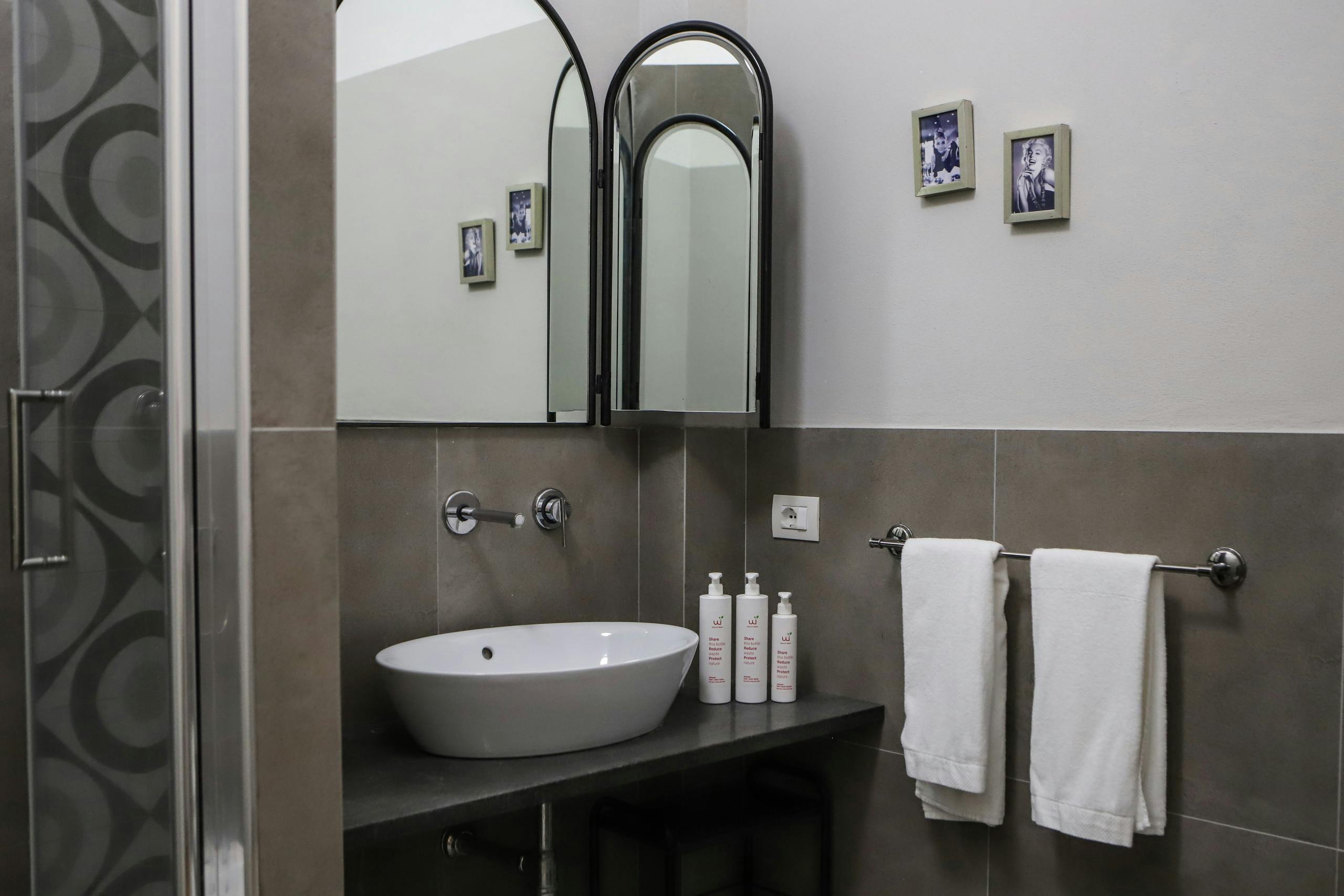 preview gallery tile