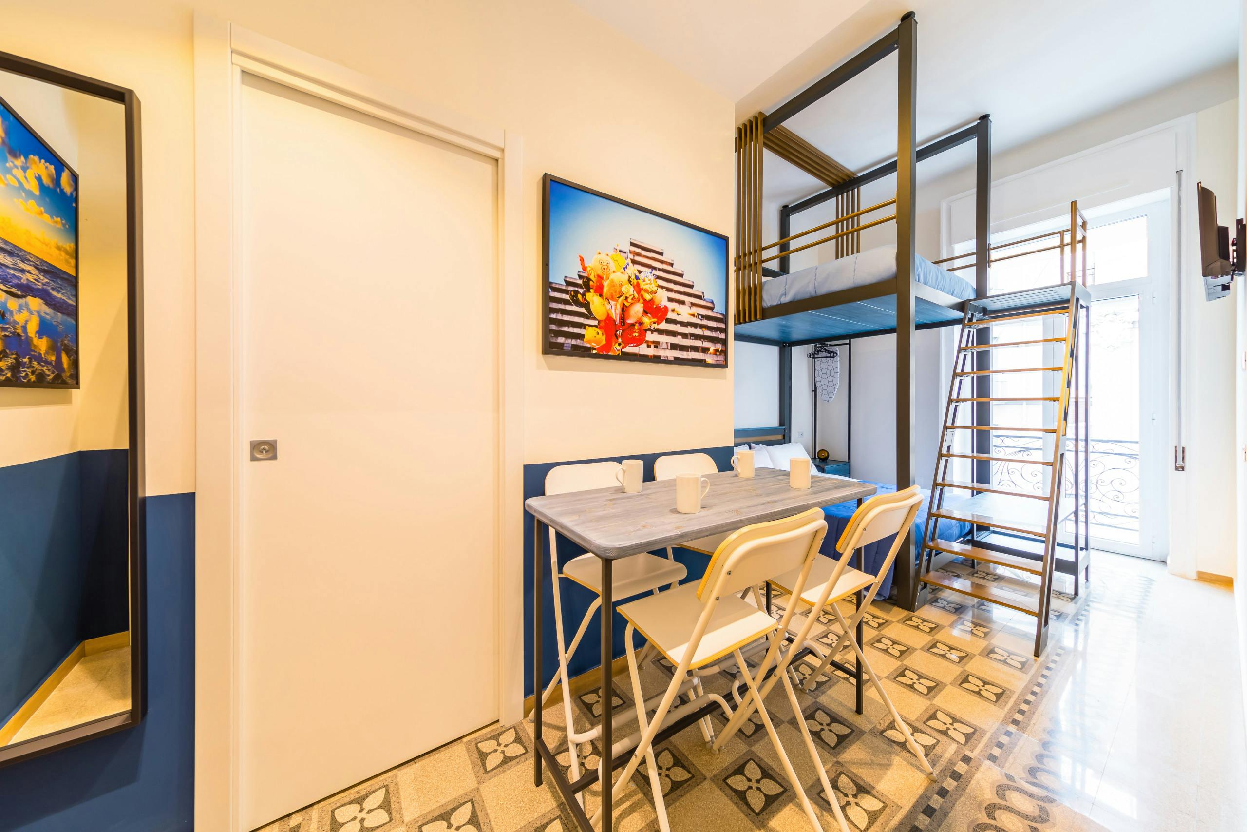 preview gallery tile