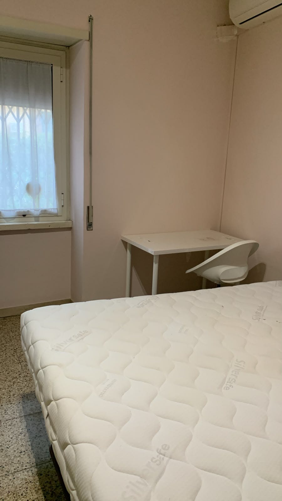 Quarto privado para alugar por € 450 por mês em Rome, Via Tuscolana