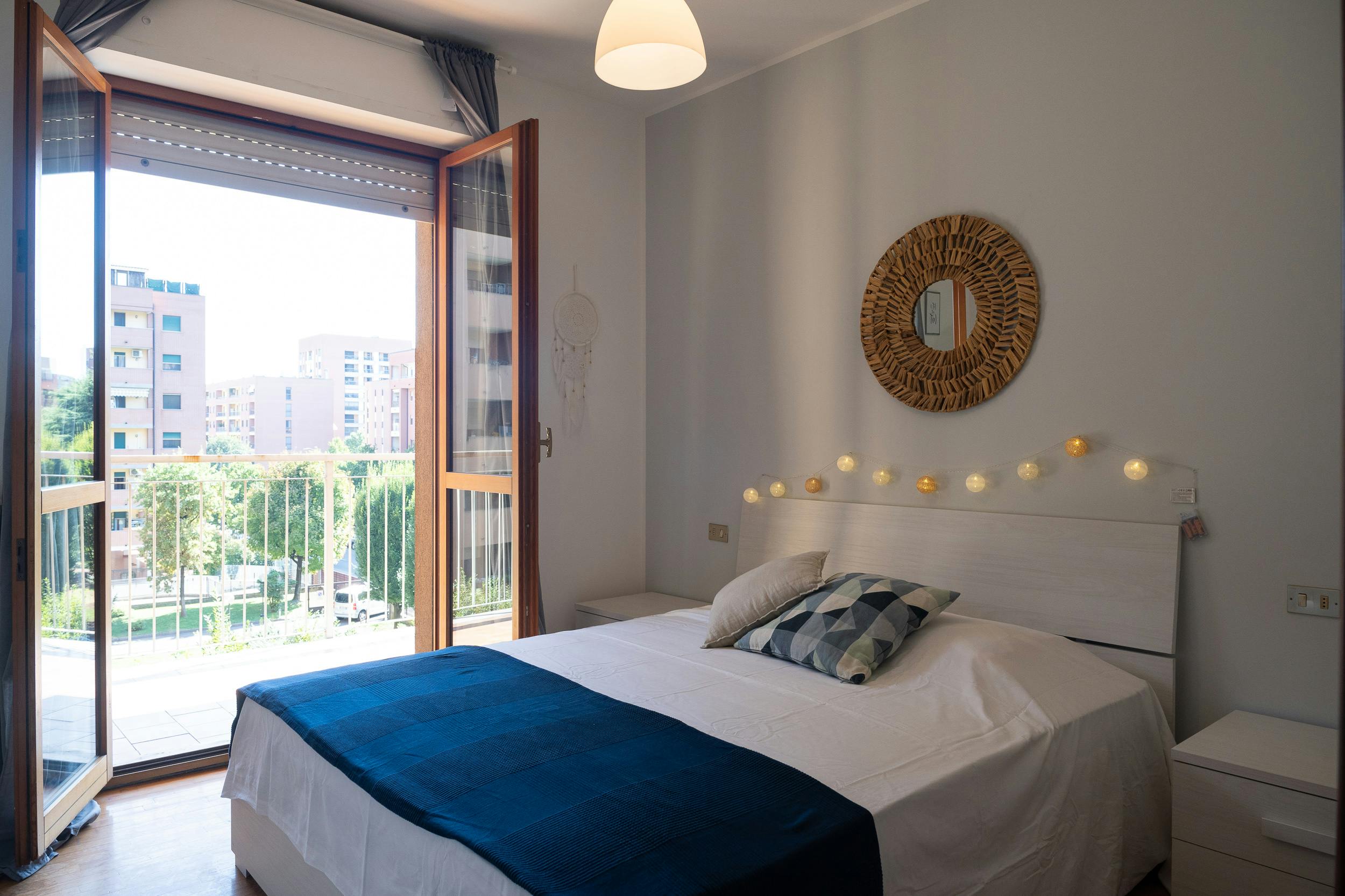 Via Ugo la Malfa, Milan preview