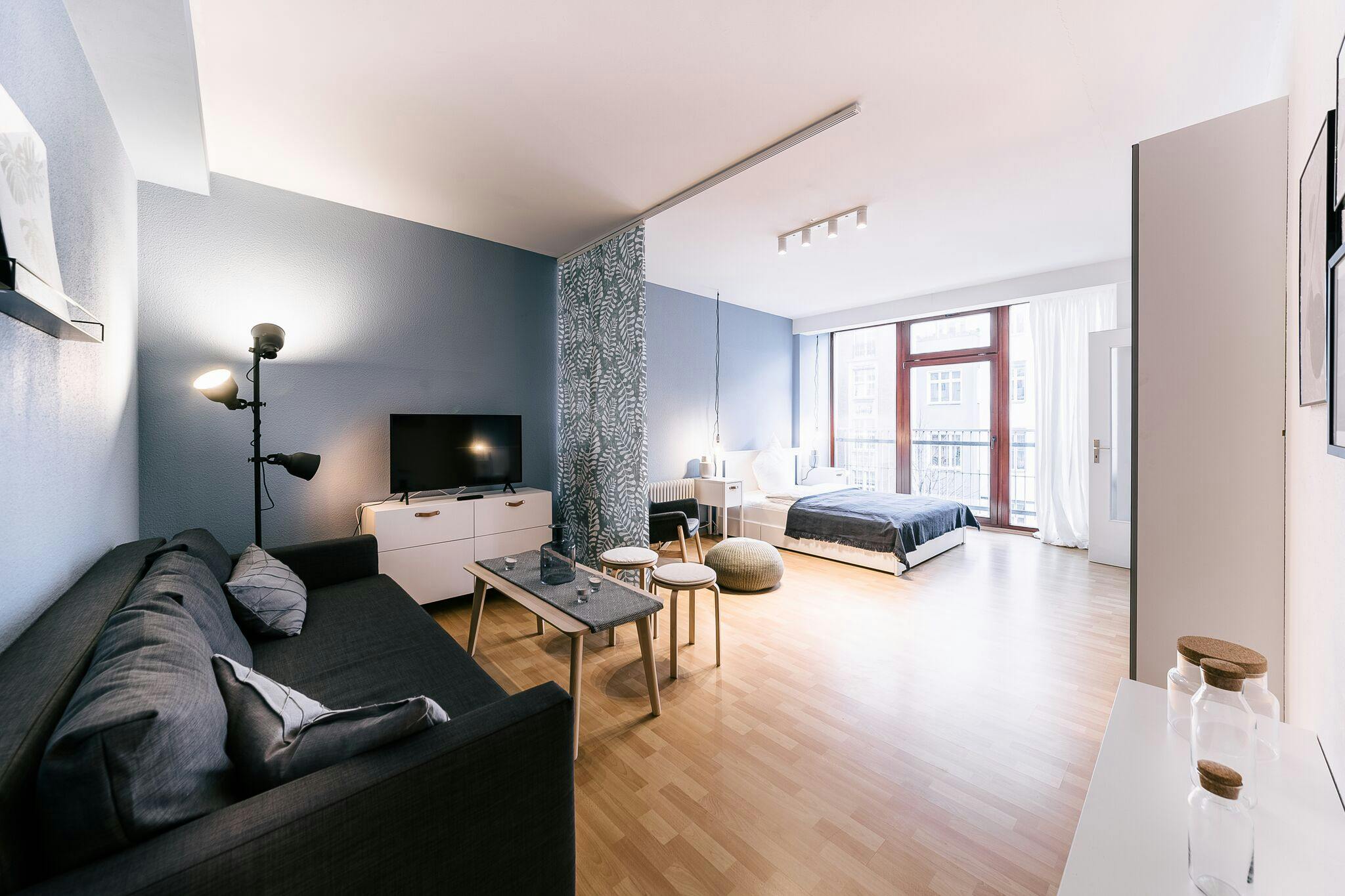 Apartment for rent for €1,350 per month in Berlin, Neue Bahnhofstraße