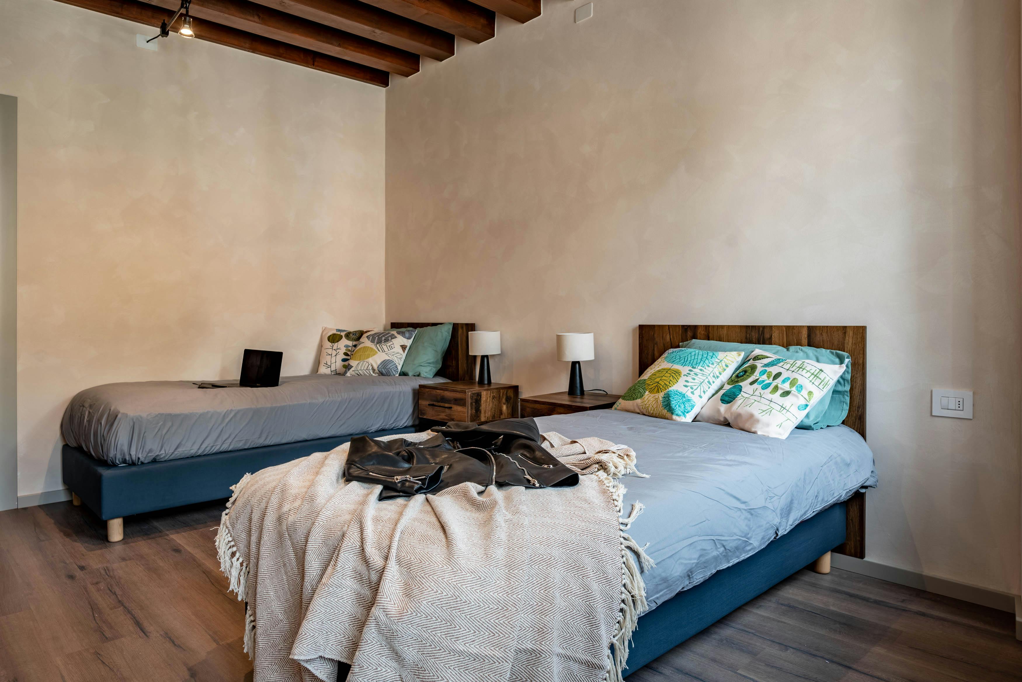 Shared room in Via Paganini, Rovereto (1703197) room image 1