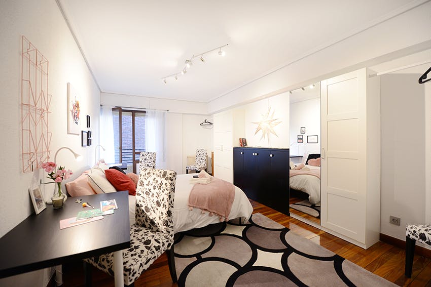 Calle Padre Esteban Pernet, Bilbao preview