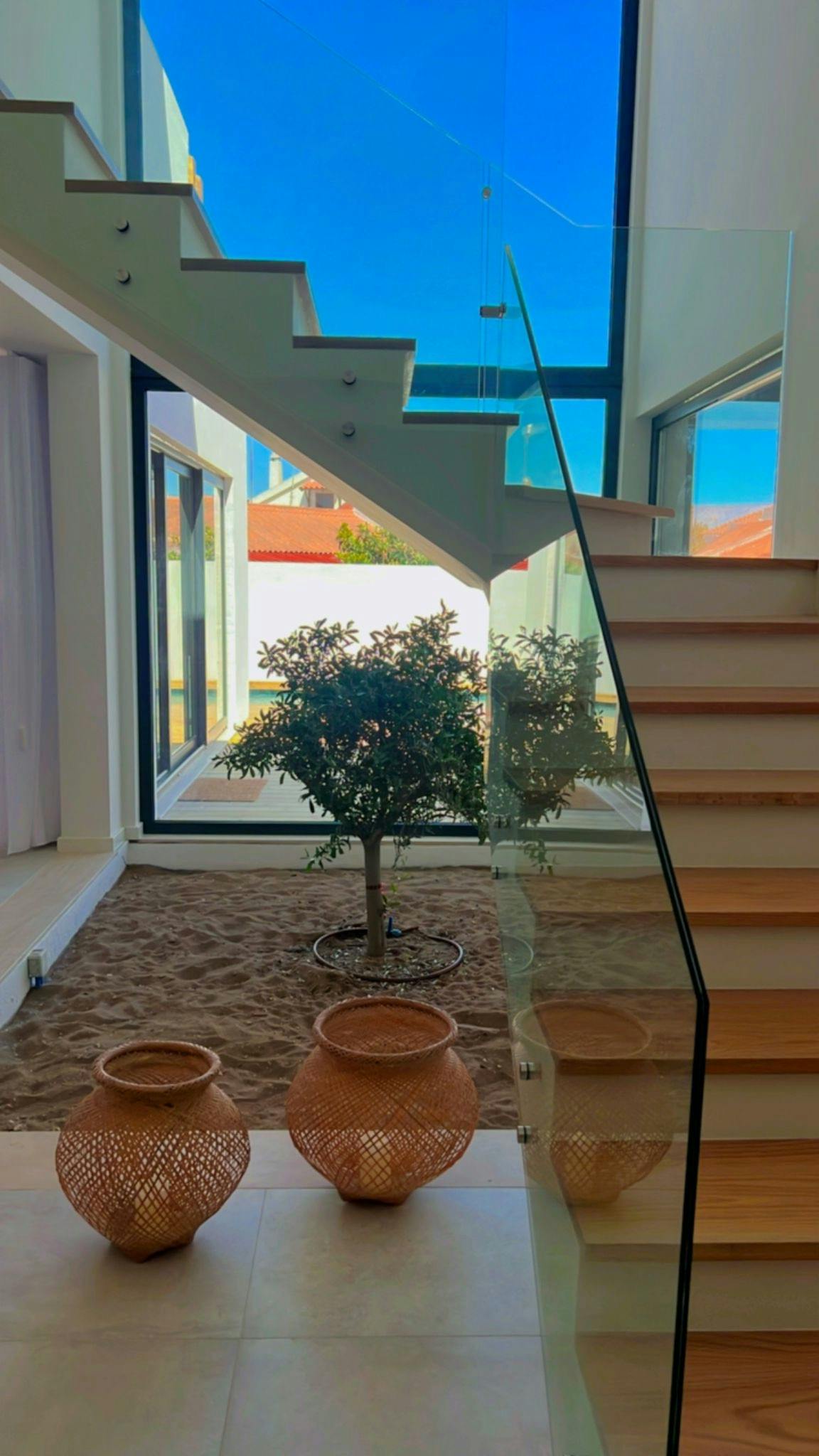 House for rent for €6,000 per month in Carvalhal, Alameda da Praia do Carvalhal