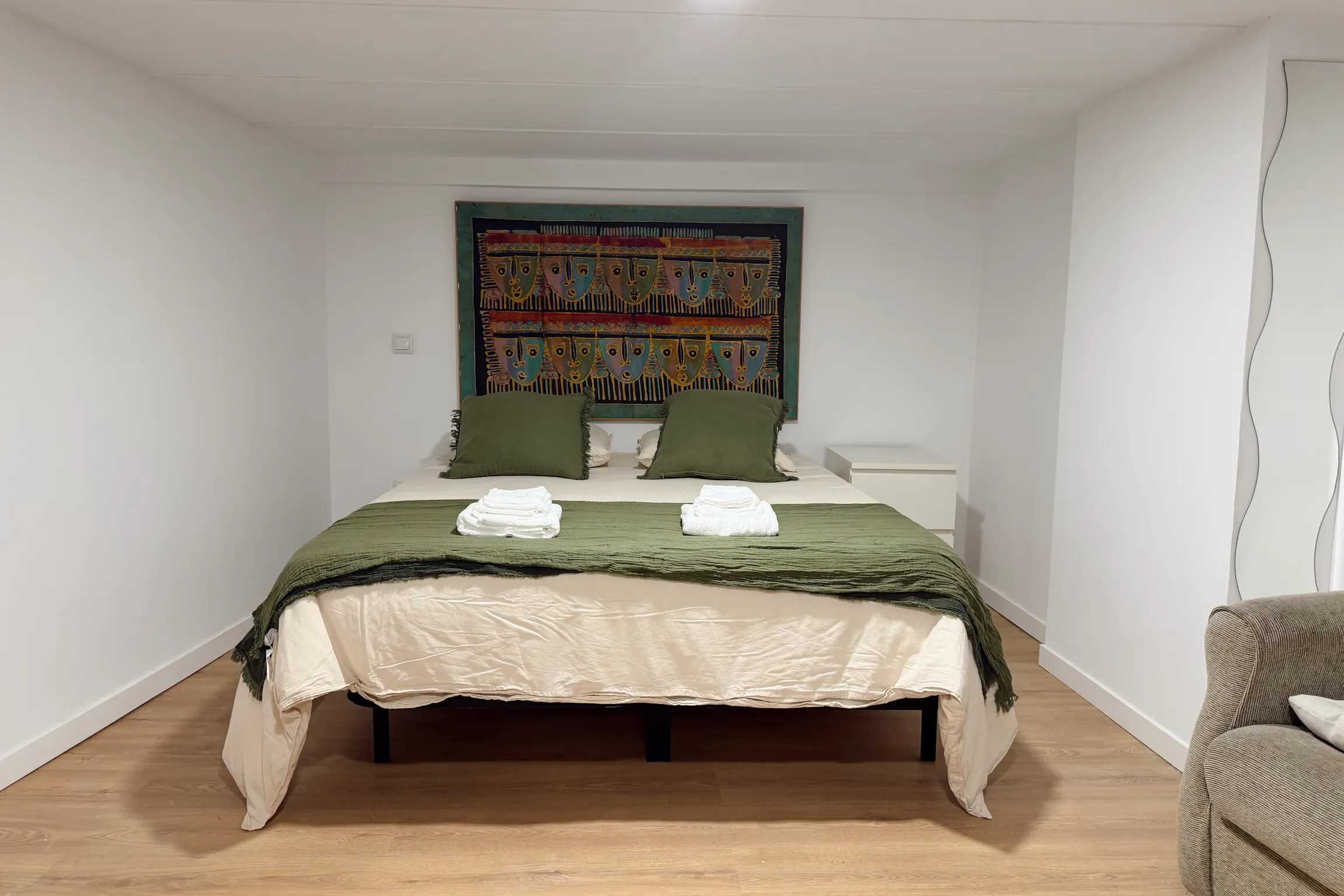1-Bedroom Apartment in Calle Pinos Alta, Madrid (1703427) ROOM 2