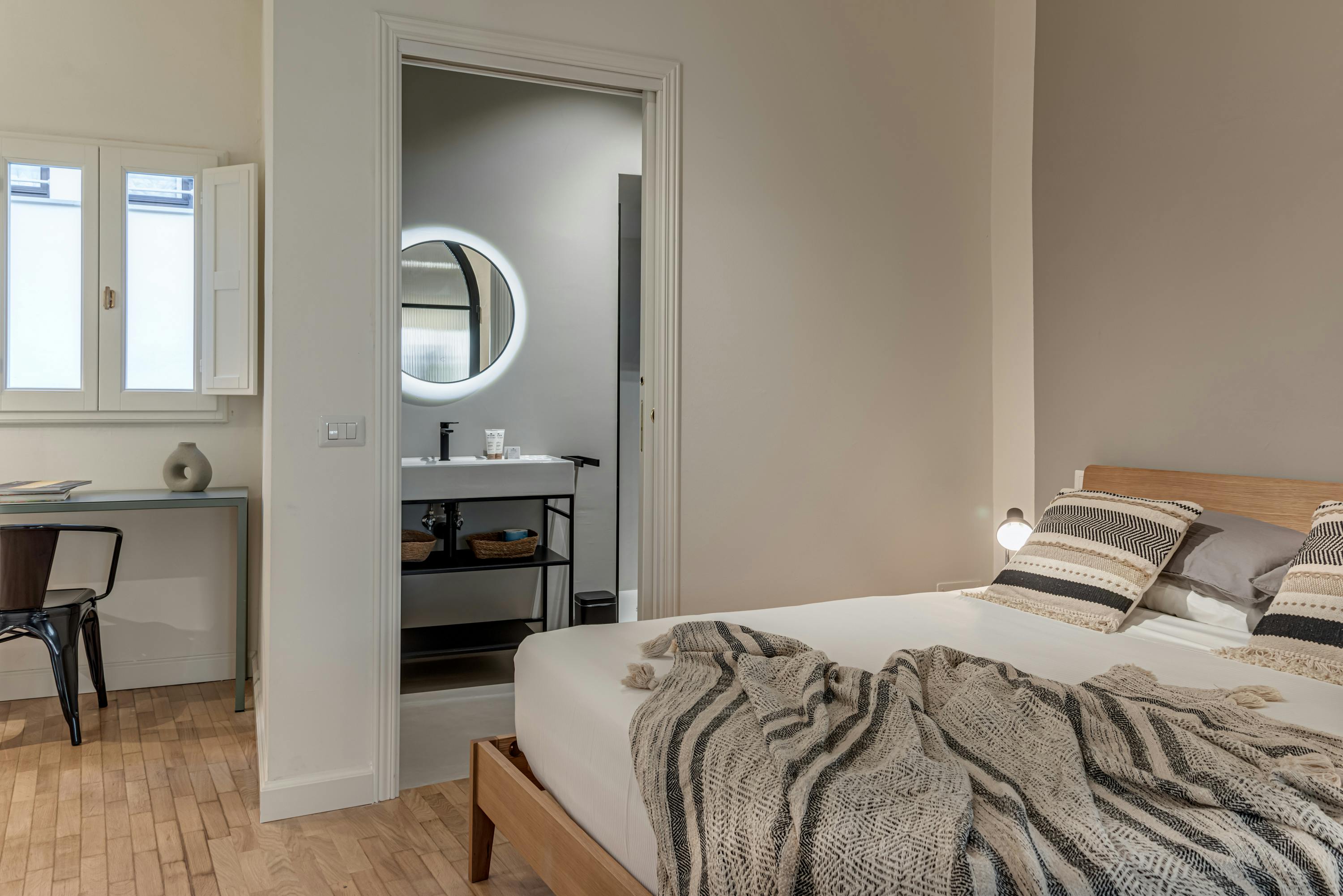 Via del Moro, Florence preview