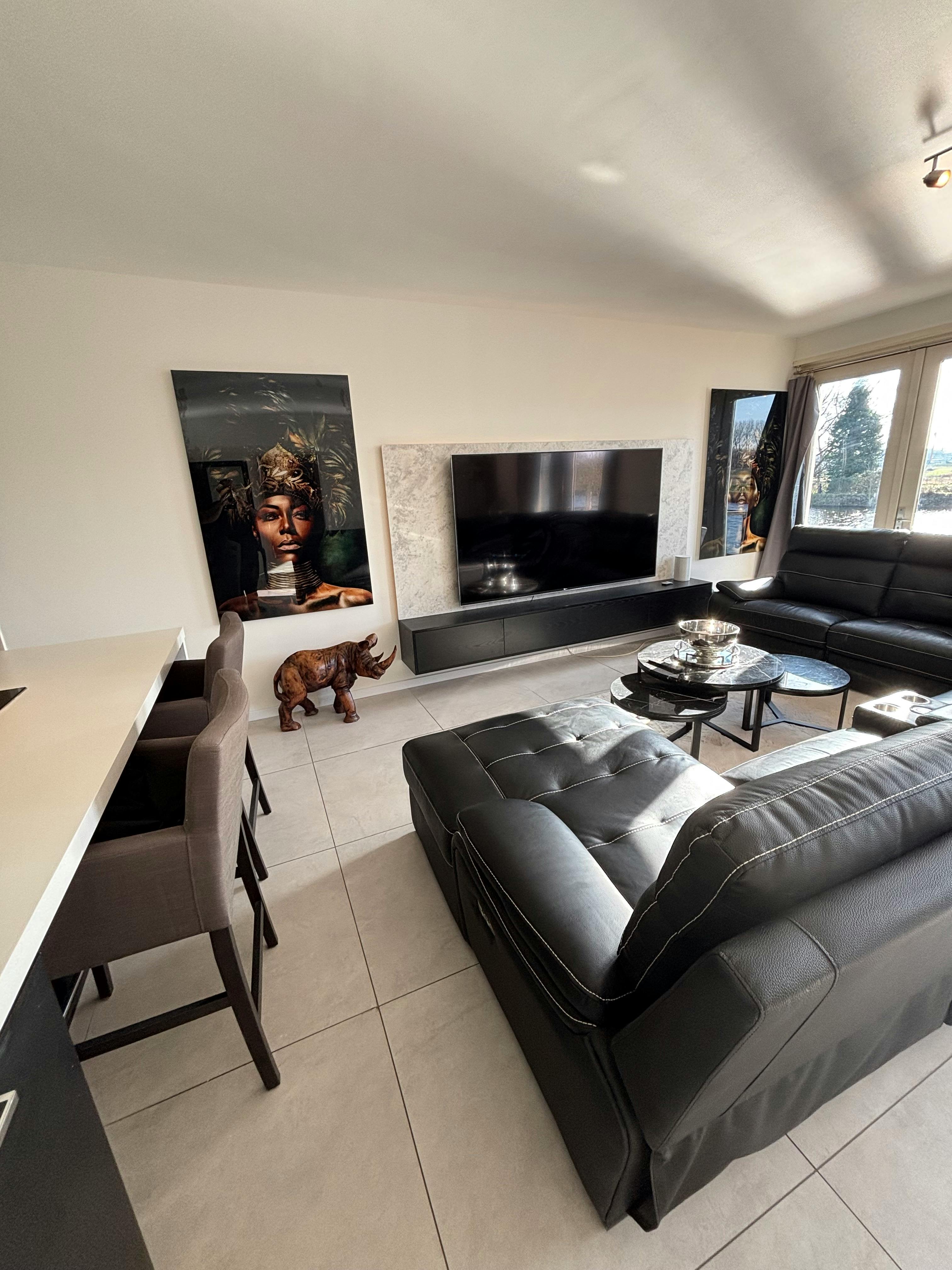 Apartment for rent for €2,950 per month in Rotterdam, Delftweg