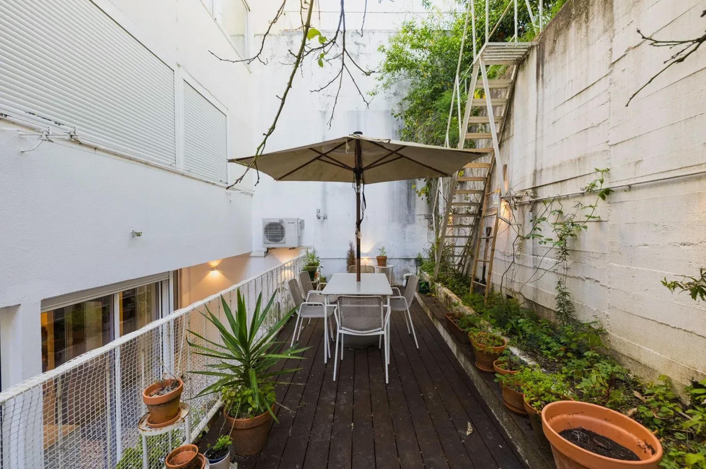 Apartament de închiriat pentru 2.250 EUR pe lună în Lisbon, Rua Damasceno Monteiro