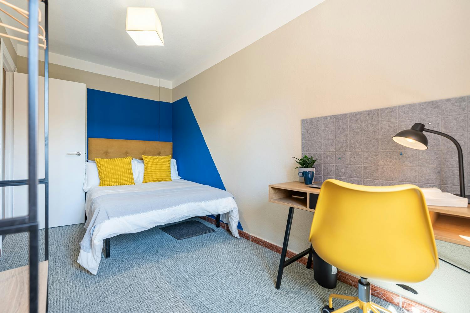 Privat rum att hyra för 485 € i månaden i Rivas-Vaciamadrid, Plaza de Pablo Picasso