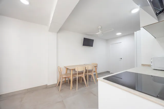 Private room in Carrer de Sant Vicent de Paül, Valencia (1703734) room image 24