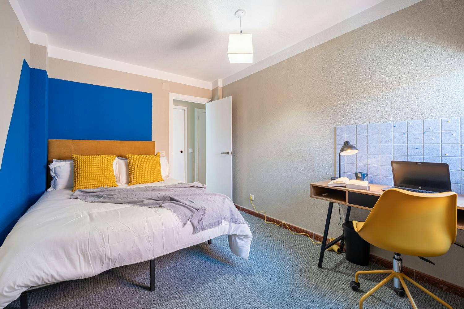 Privat rum att hyra för 505 € i månaden i Rivas-Vaciamadrid, Plaza de Pablo Picasso