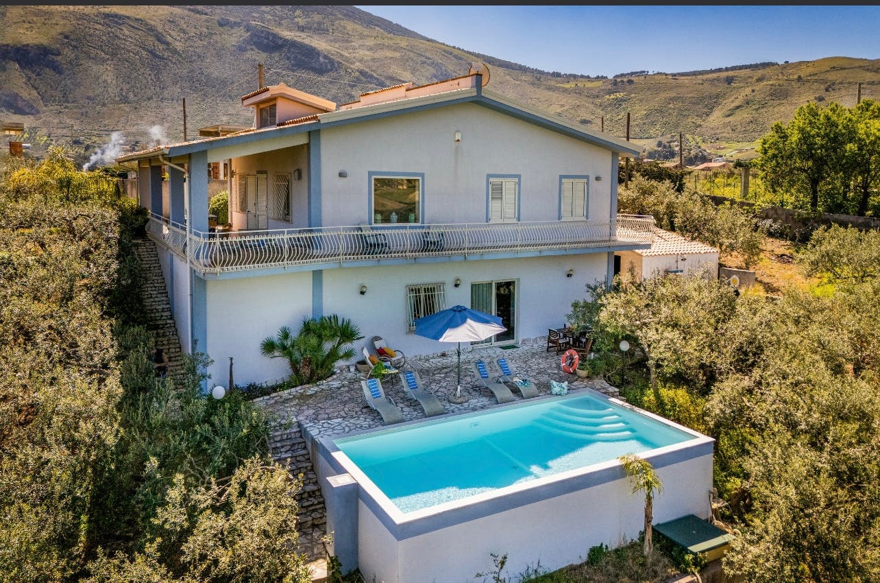 Casa in affitto a 2000 € al mese a Castellammare del Golfo, Contrada Fraginesi